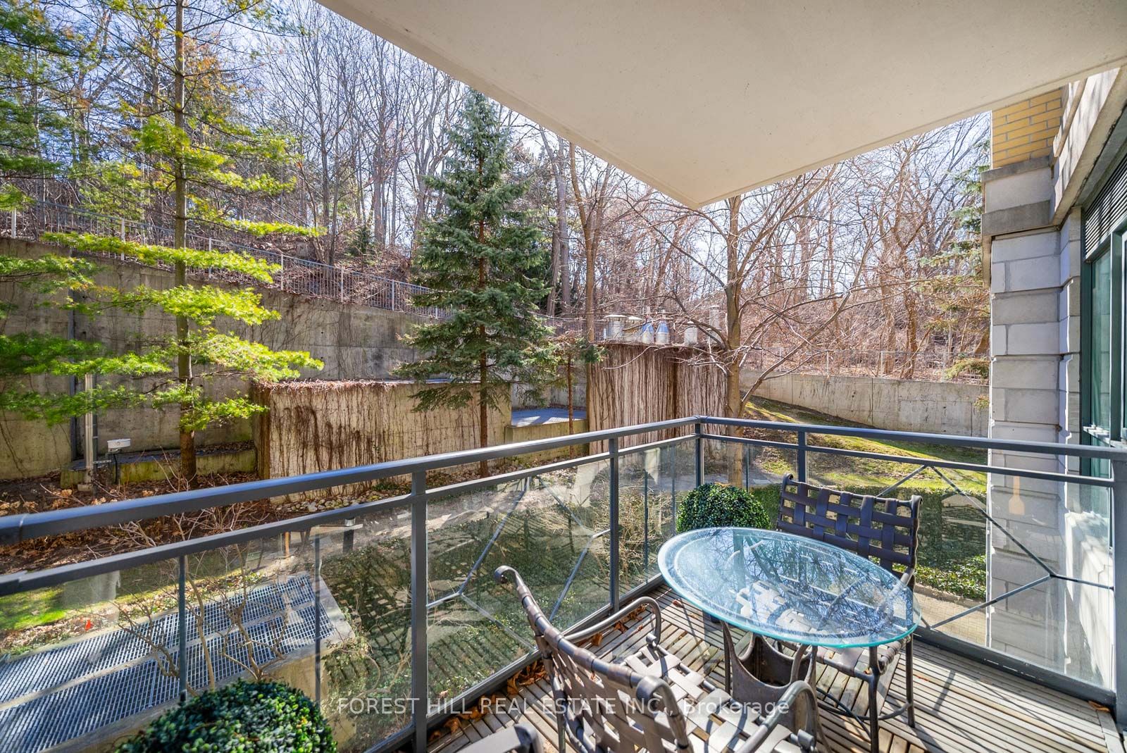 #221 - 11 William Carson Crescent Property Photo 18