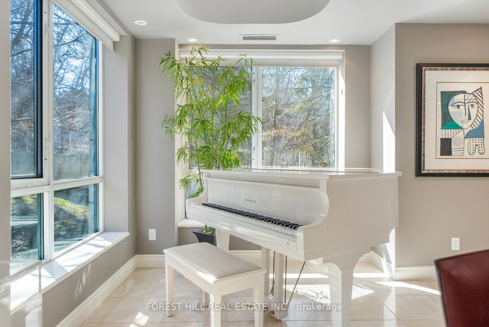 #221 - 11 William Carson Crescent Property Photo 24