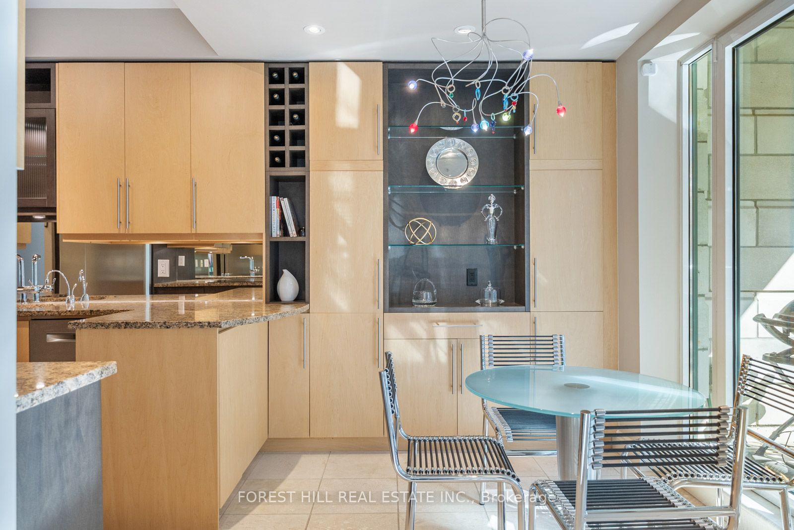 #221 - 11 William Carson Crescent Property Photo 25