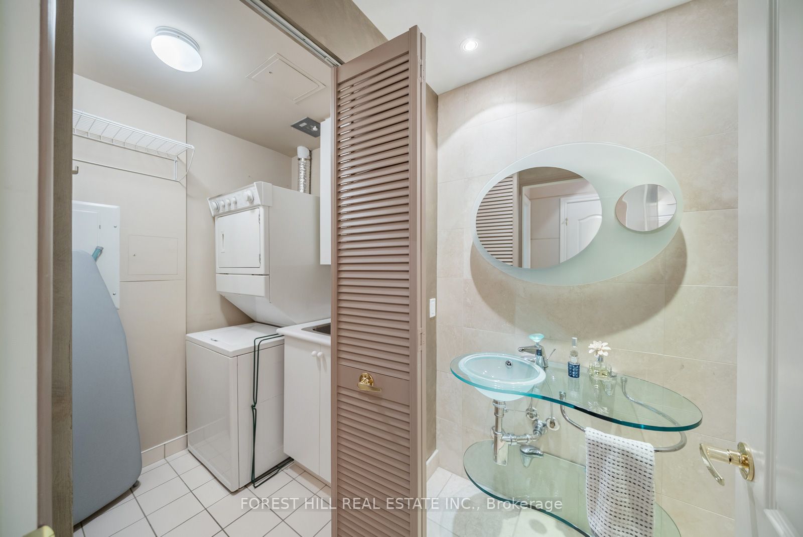 #221 - 11 William Carson Crescent Property Photo 43