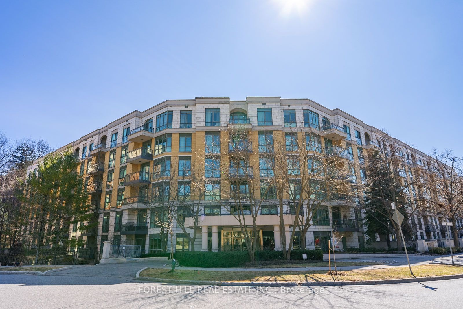 #221 - 11 William Carson Crescent Property Photo 48