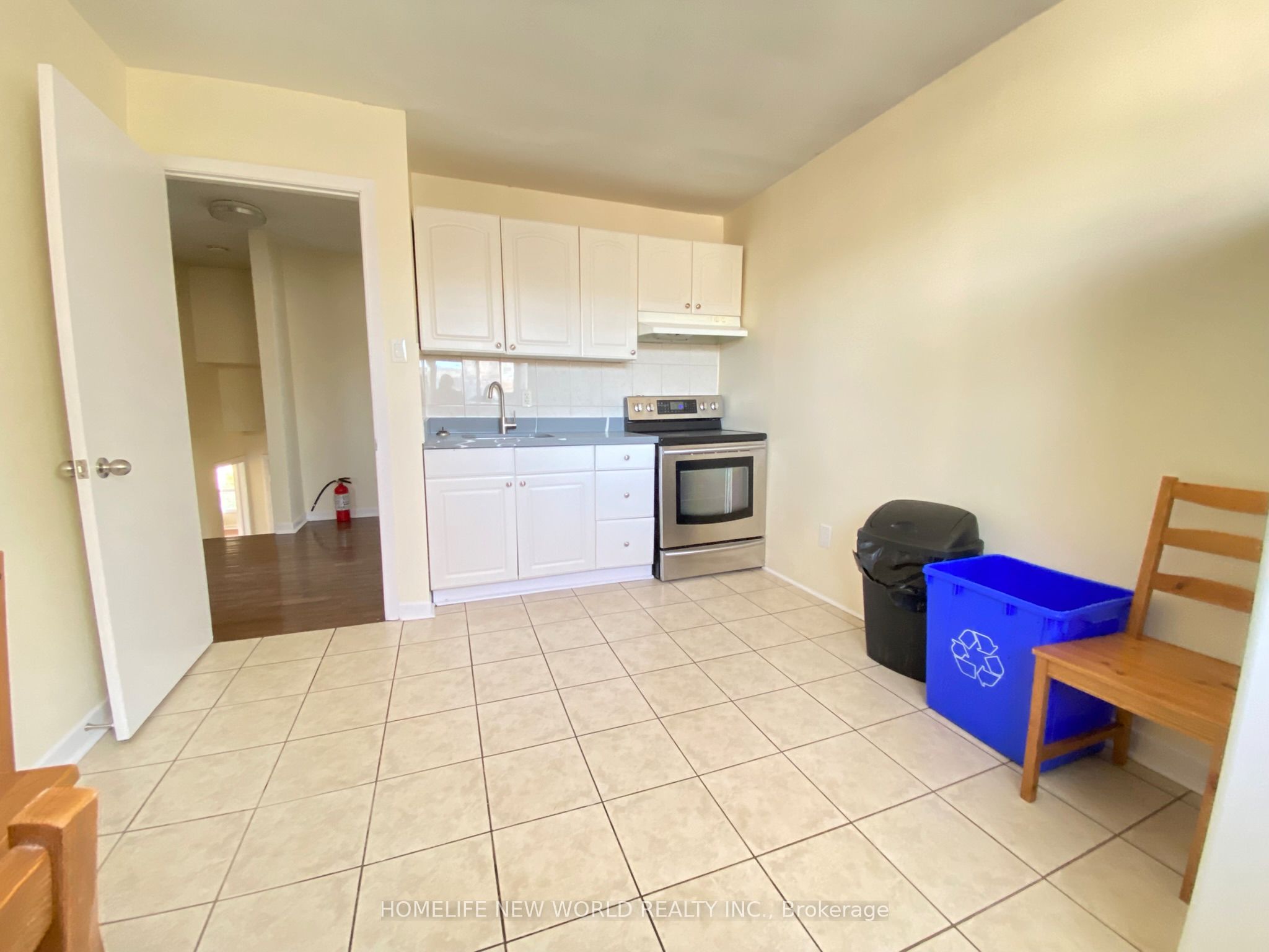 290 Sheppard Avenue Property Photo 11