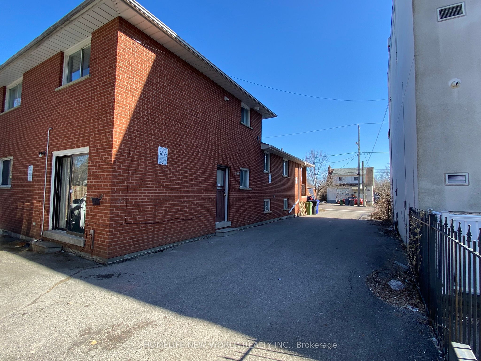 290 Sheppard Avenue Property Photo 26