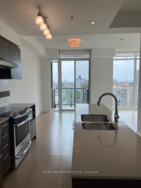 #1202 - 320 Tweedsmuir Avenue Property Photo 10