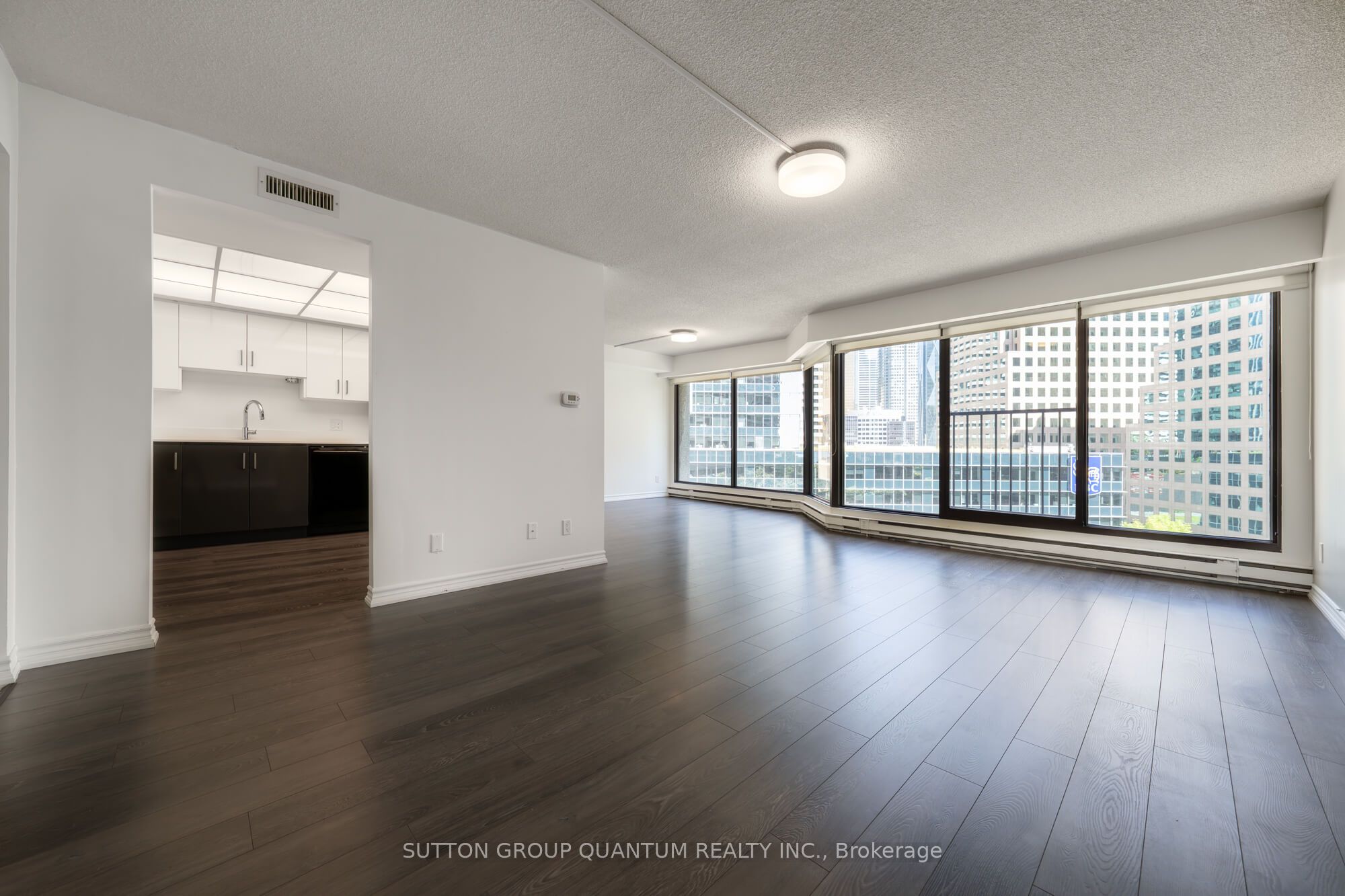 55 Harbour Square 1113 Property Photo 4