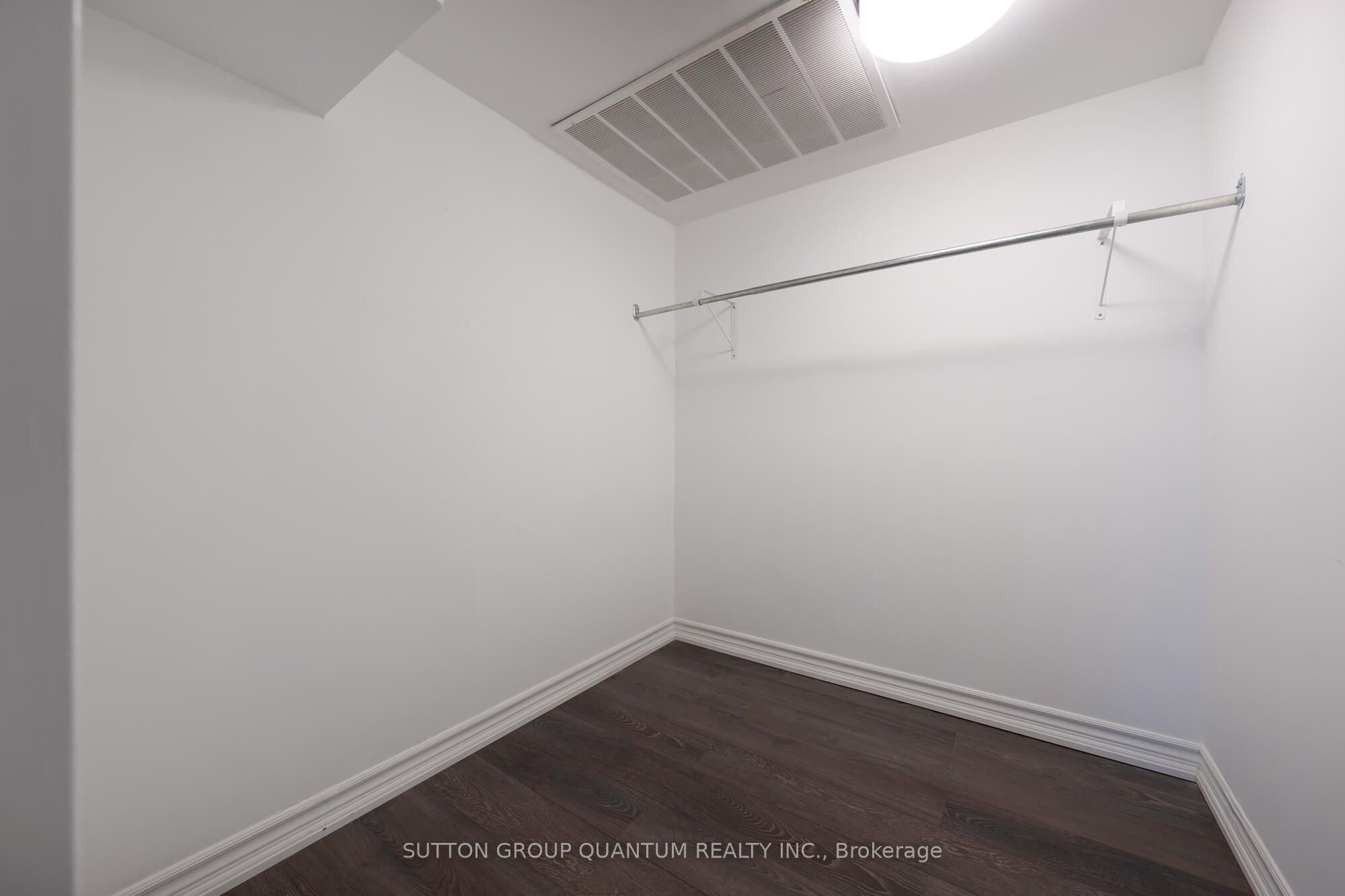 55 Harbour Square 1113 Property Photo 27