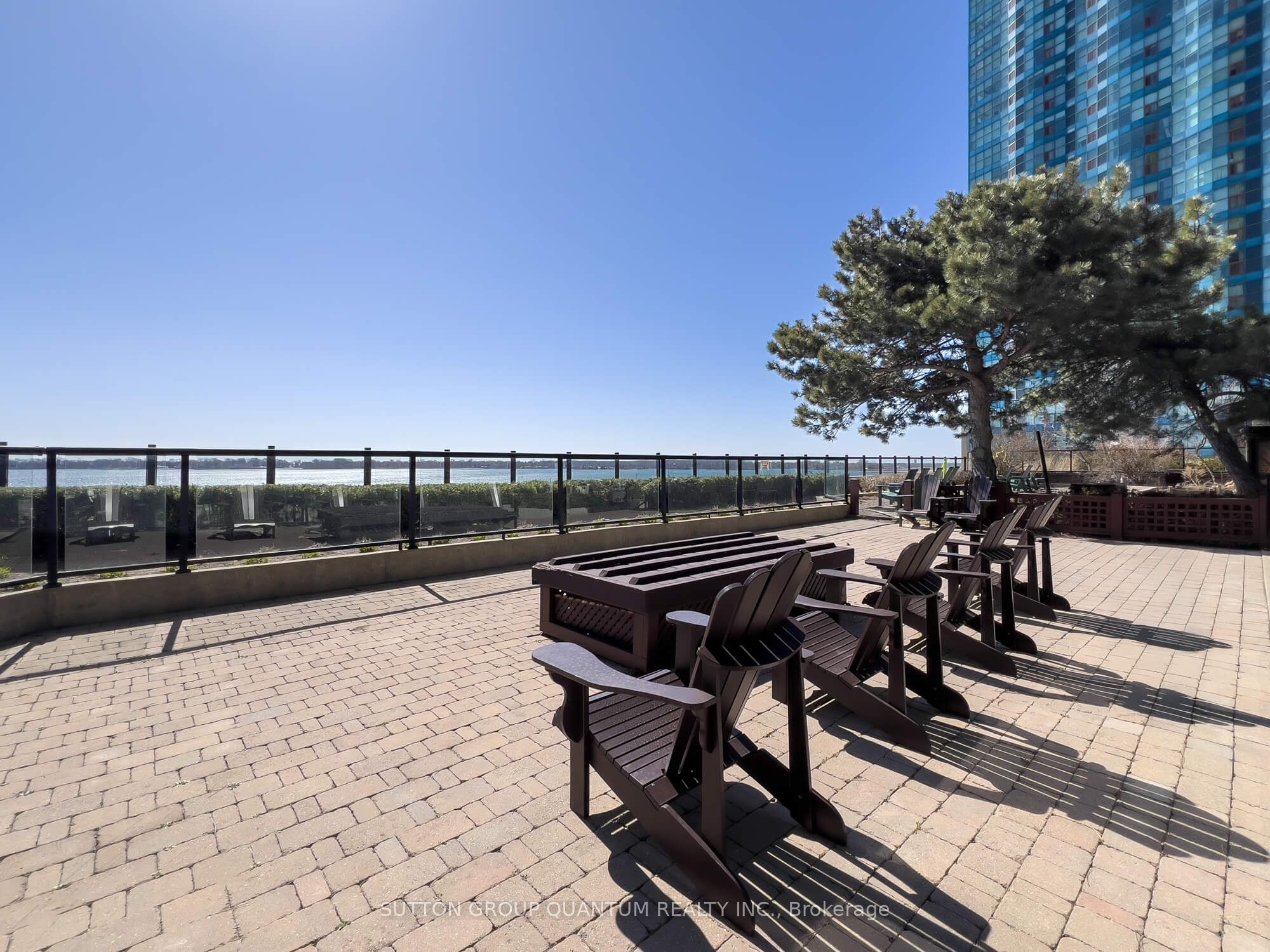 55 Harbour Square 1113 Property Photo 37