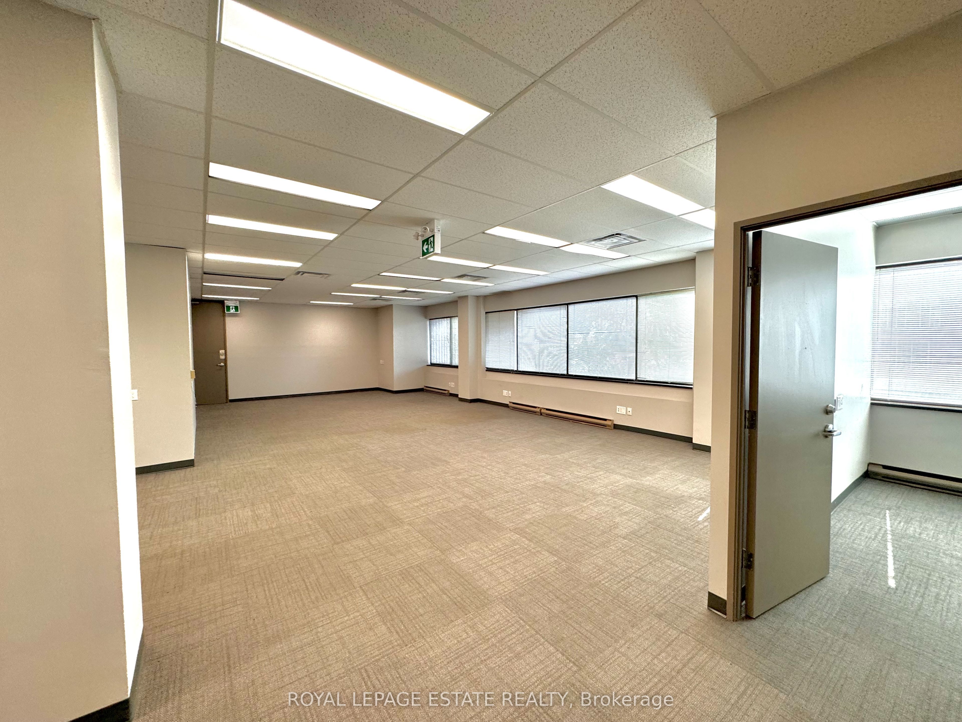 #203 - 124 Merton Street Property Photo 2