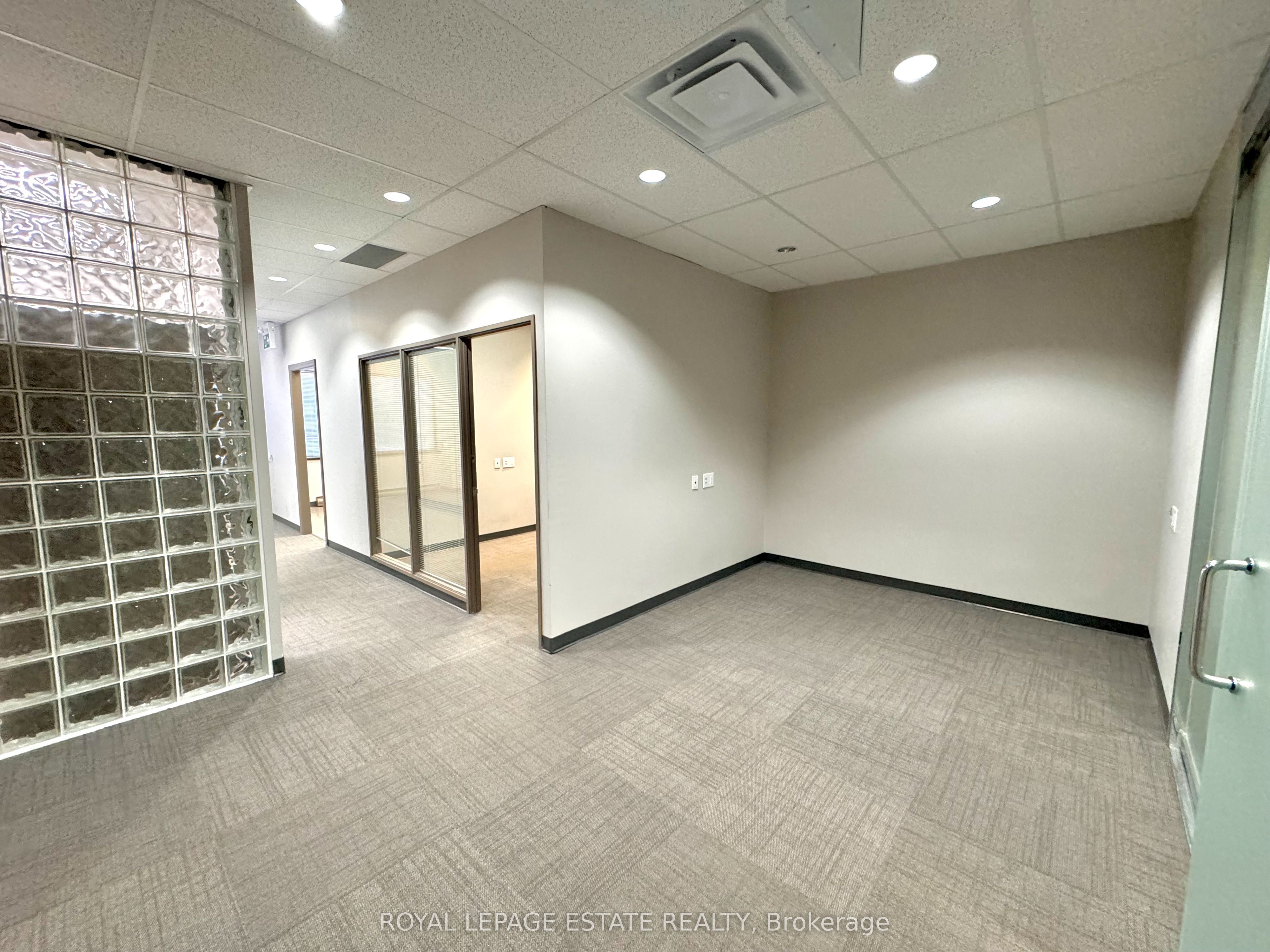 #203 - 124 Merton Street Property Photo 8