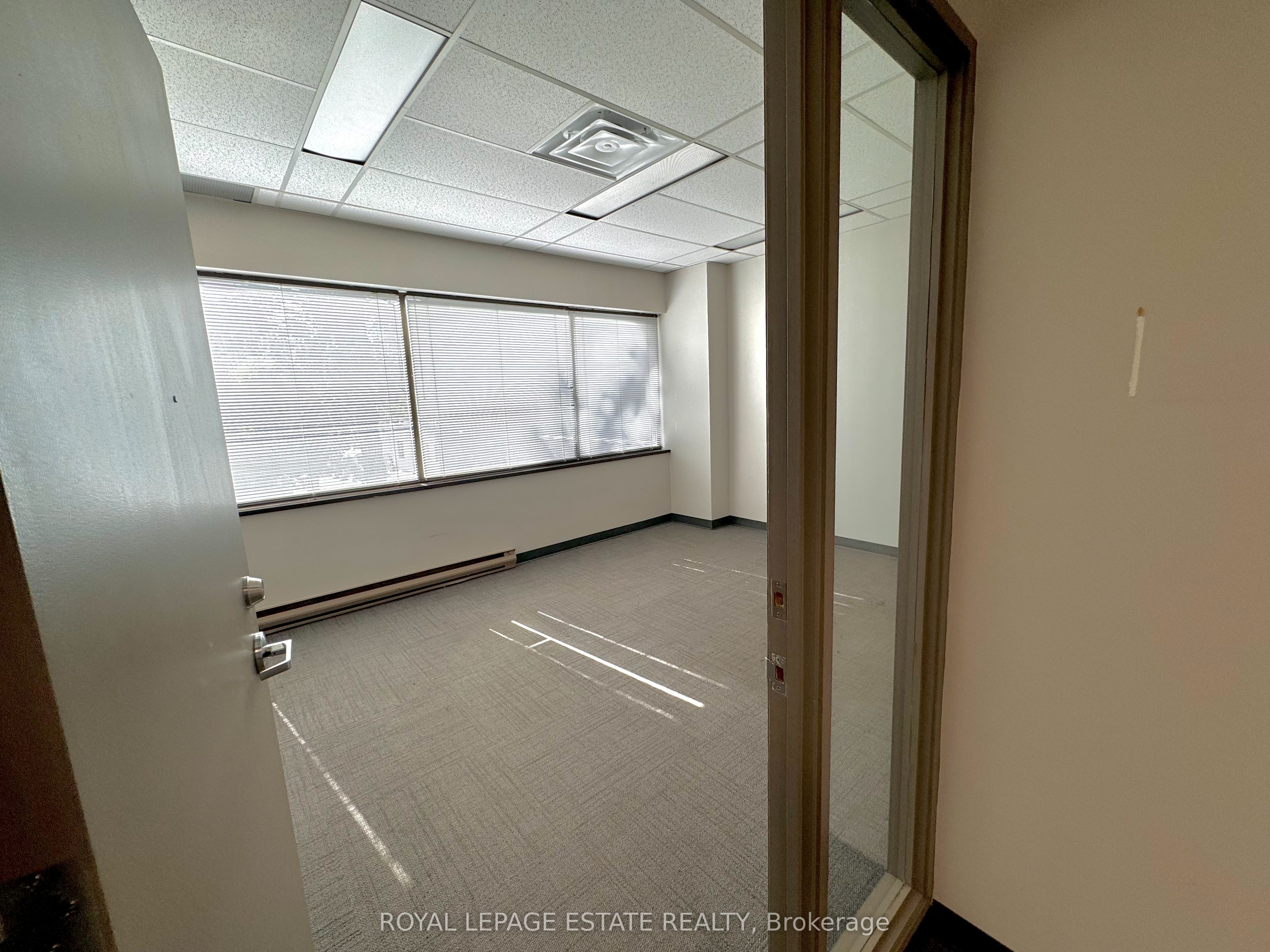 #203b - 124 Merton Street Property Photo 4