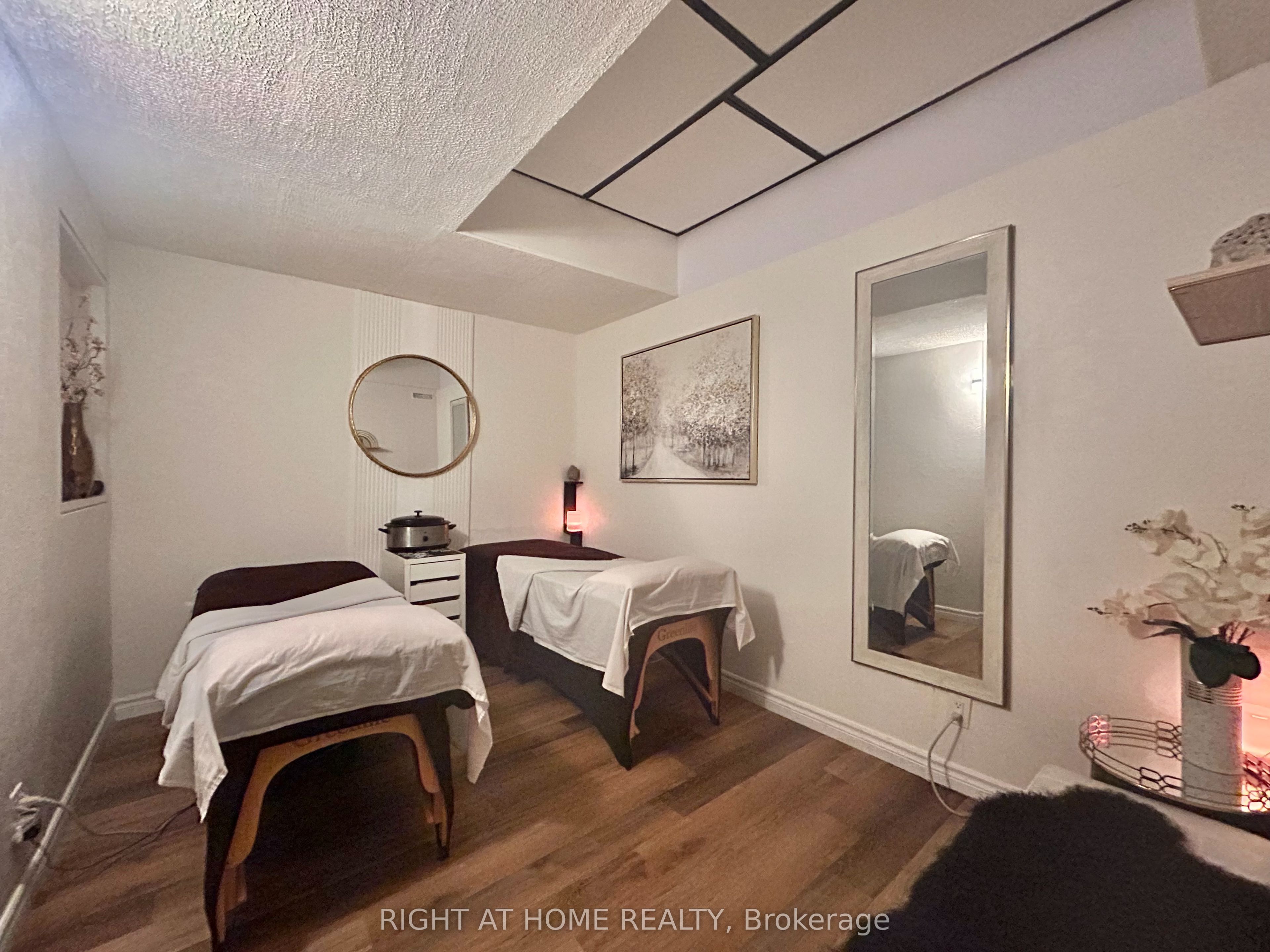 #3rd Floor - 106 Cumberland Street Property Photo 12