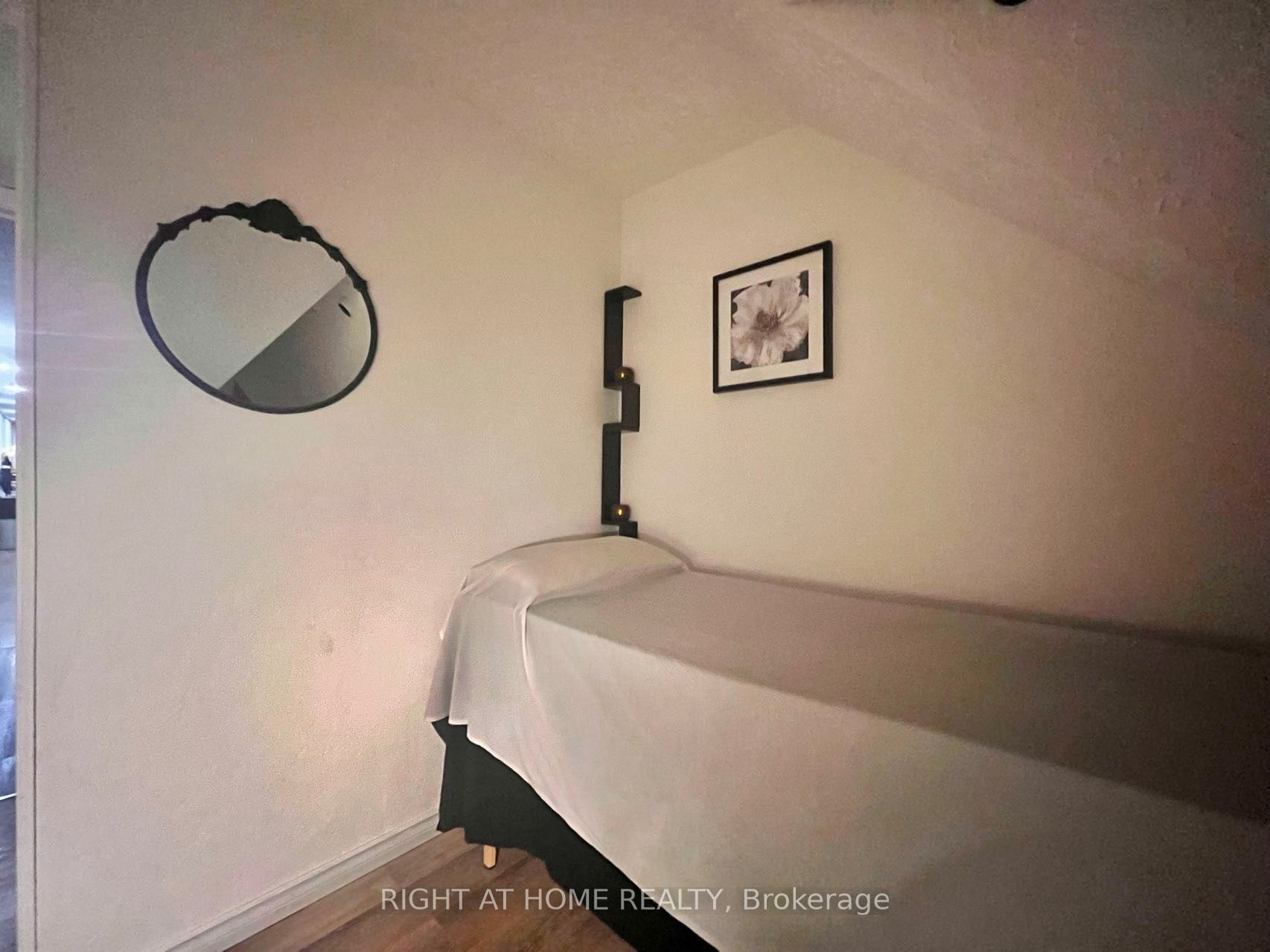#3rd Floor - 106 Cumberland Street Property Photo 20