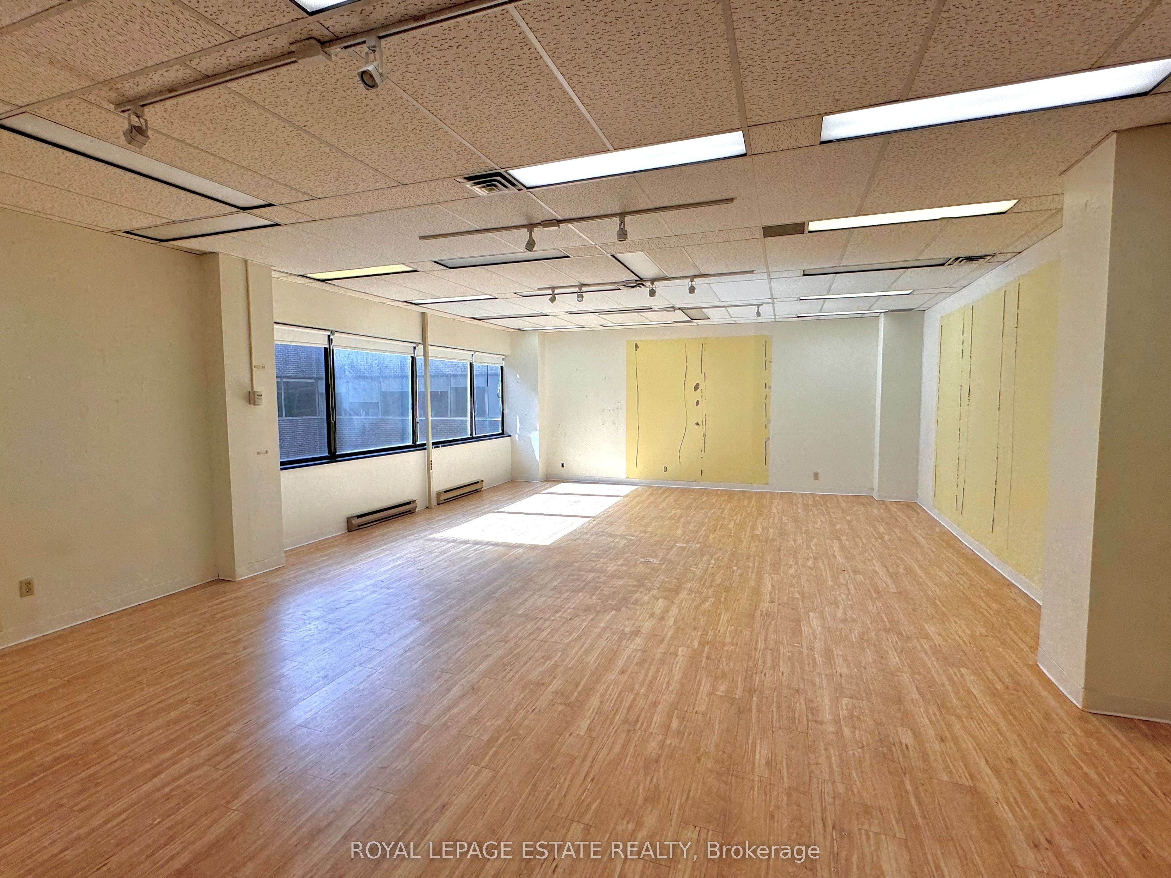 #307 - 124 Merton Street Property Photo 2