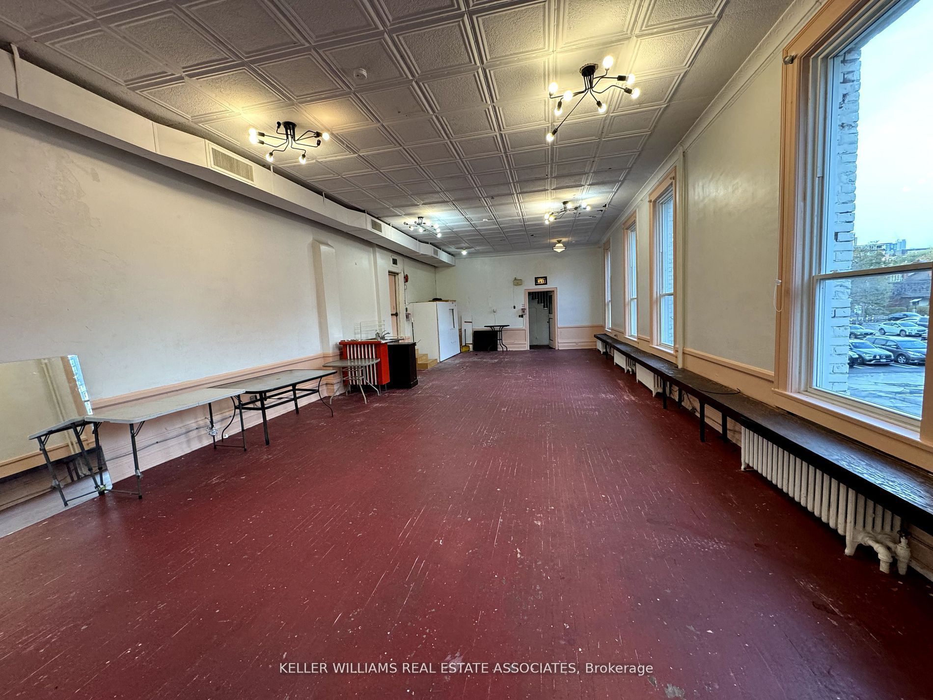 #2nd - 486 Queen Street Property Photo 3