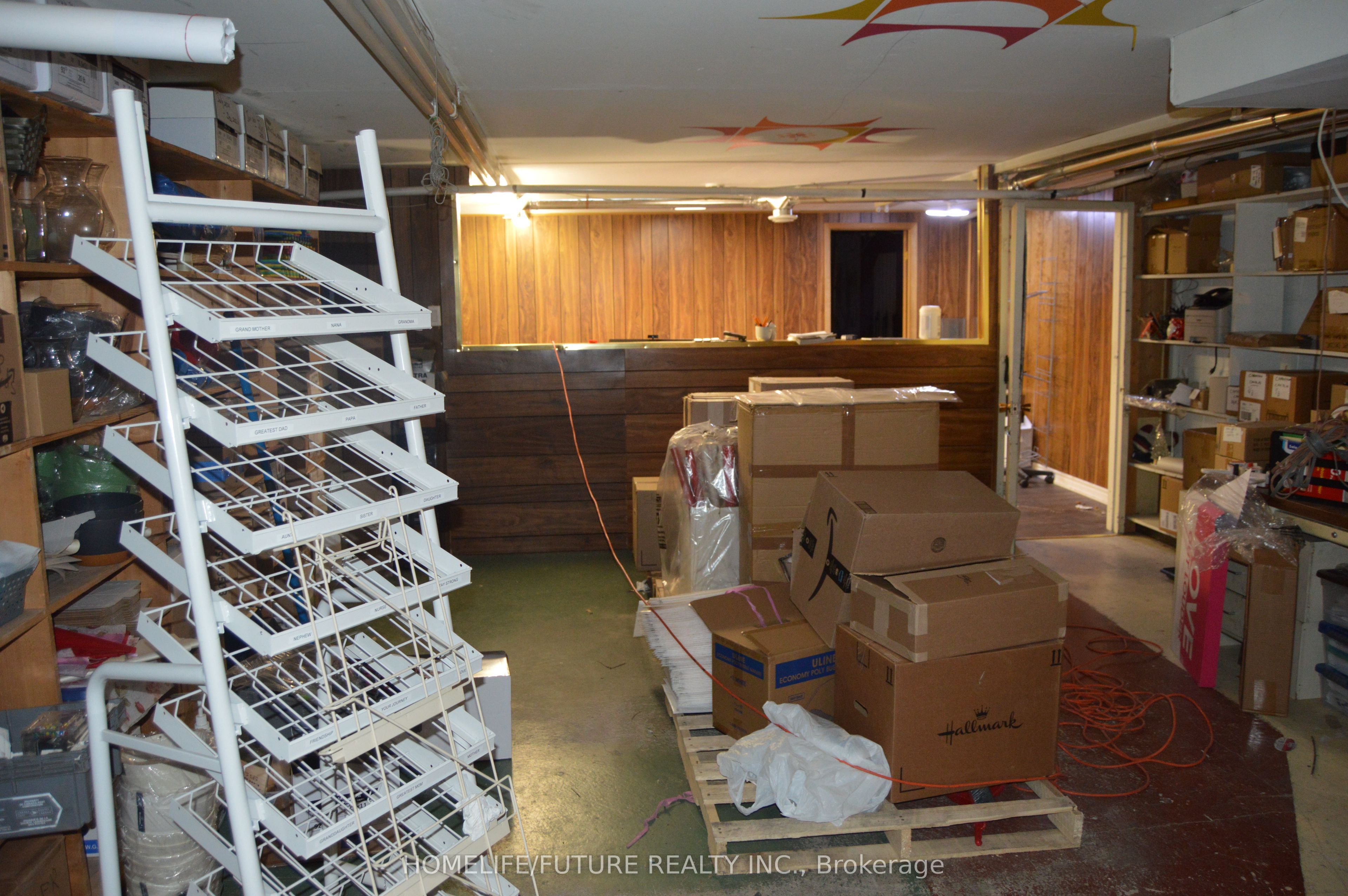 592 Sheppard Avenue Property Photo 6
