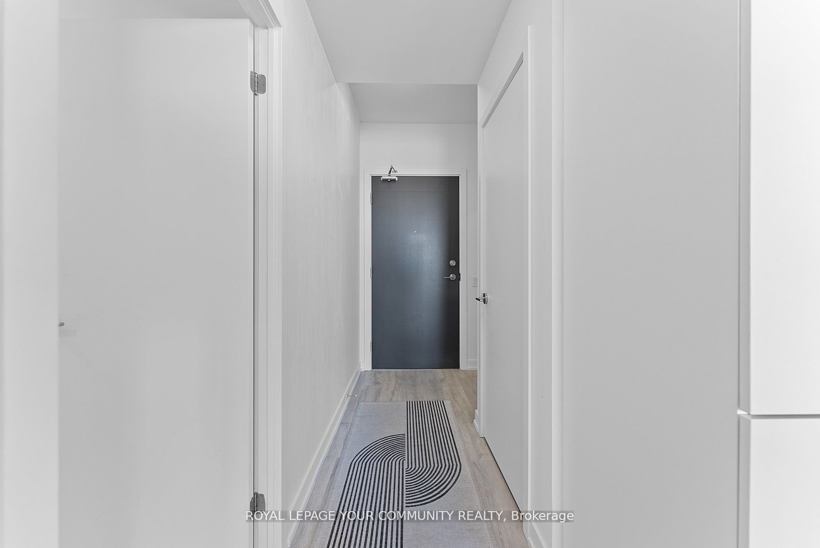 7 Golden Lion Heights N2510 Property Photo 4