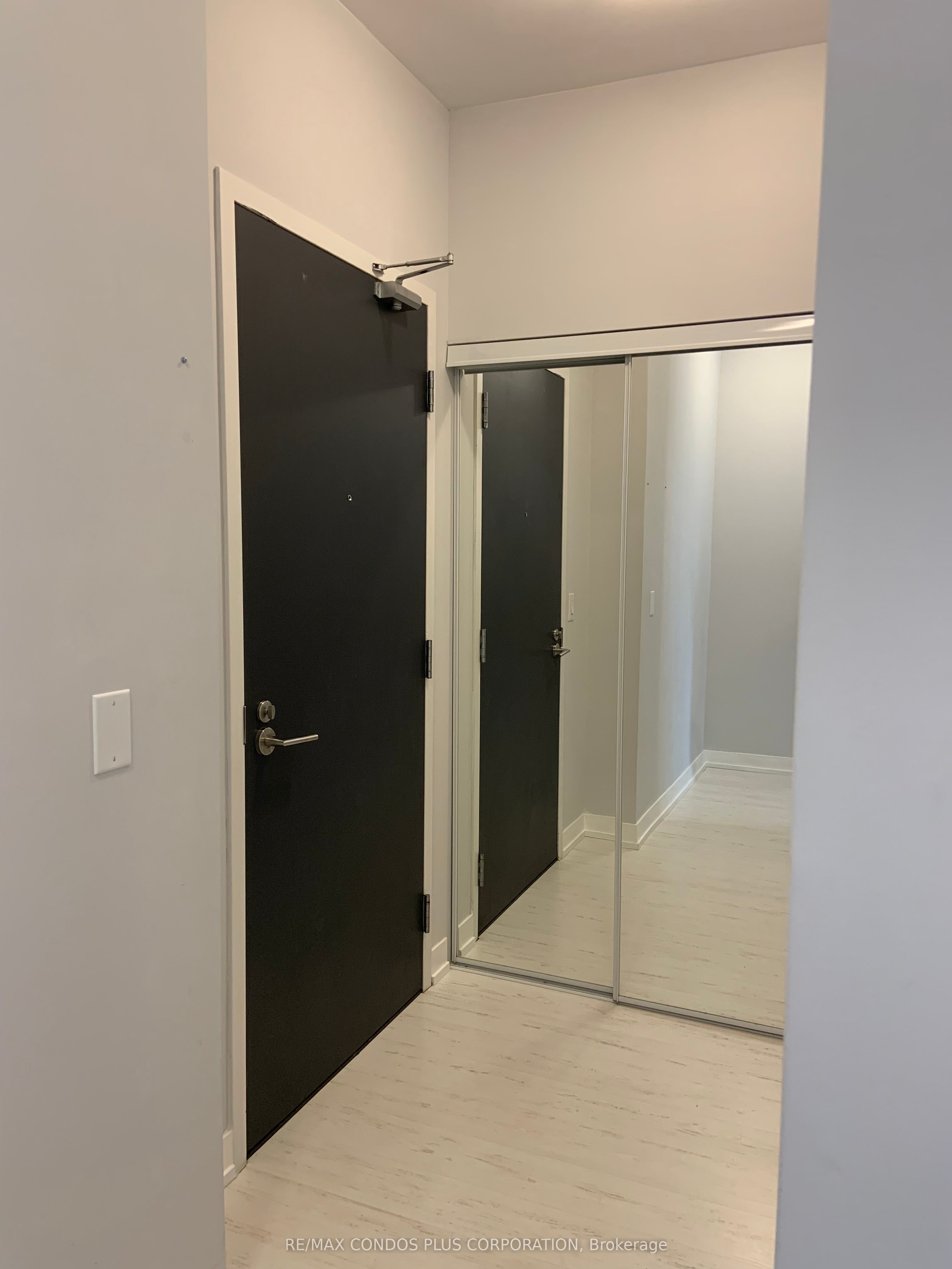 105 George Street 504 Property Photo 6