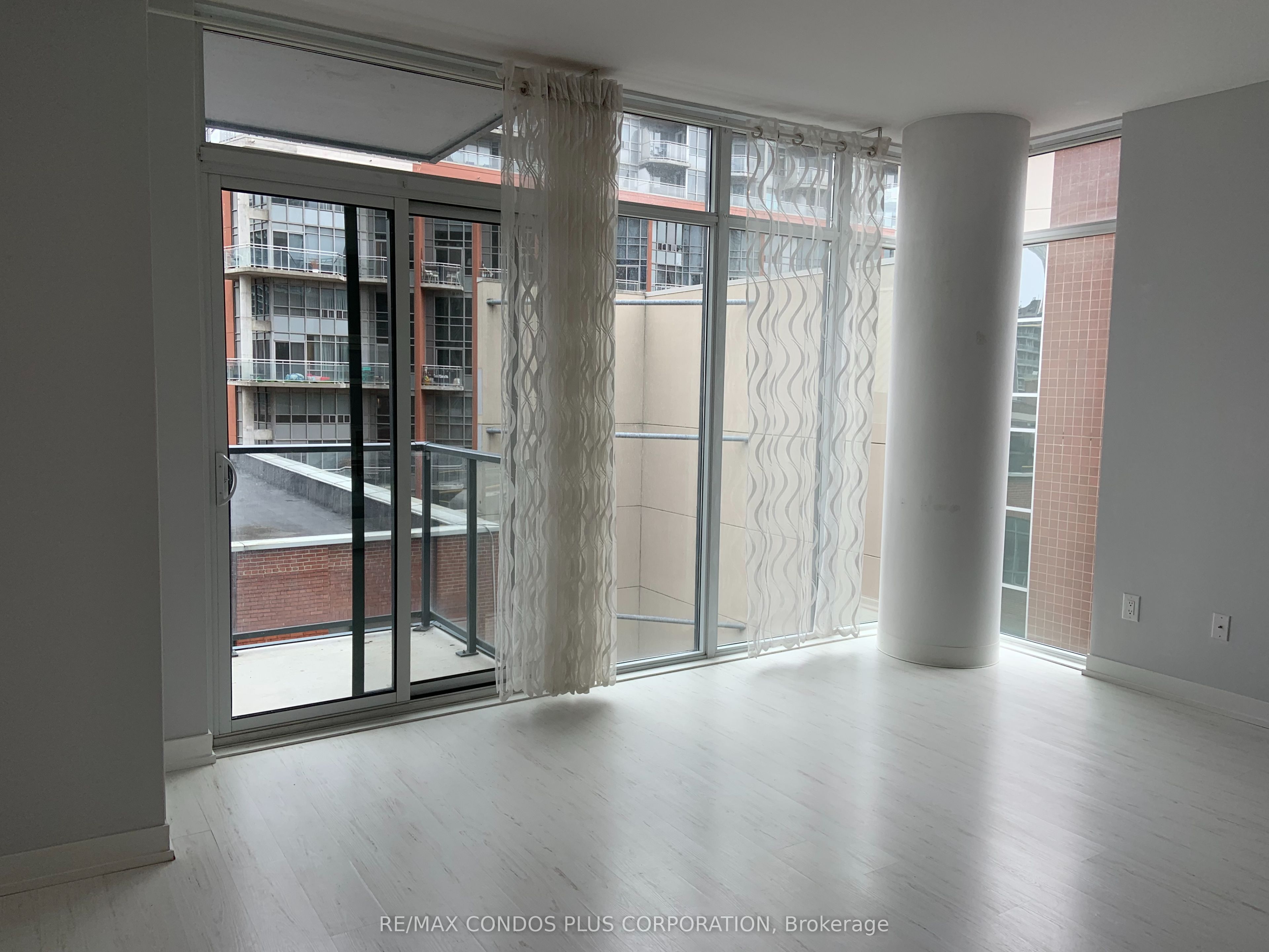 105 George Street 504 Property Photo 7