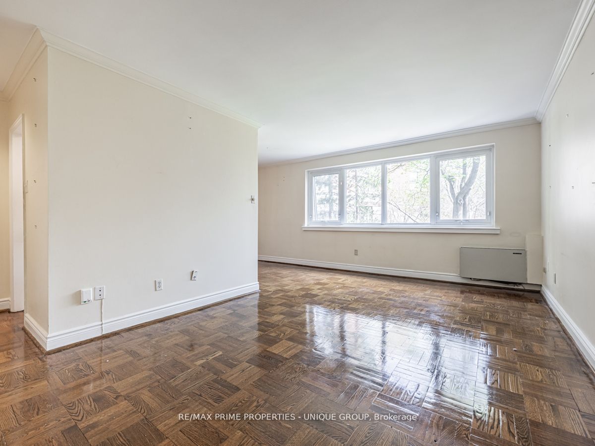 #403 - 22 Woodlawn Avenue Property Photo 2