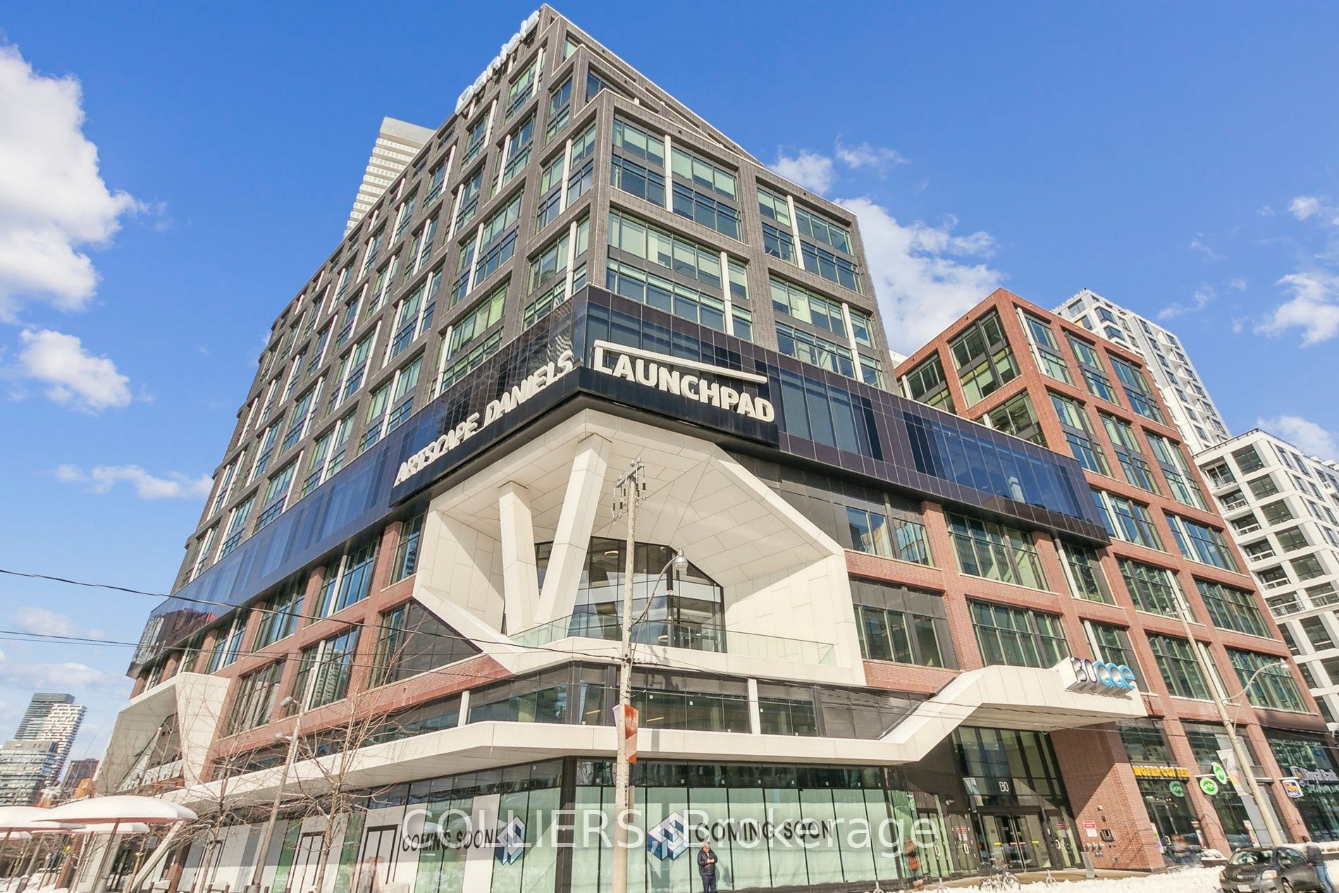 #700b - 130 Queens Quay Property Photo 1