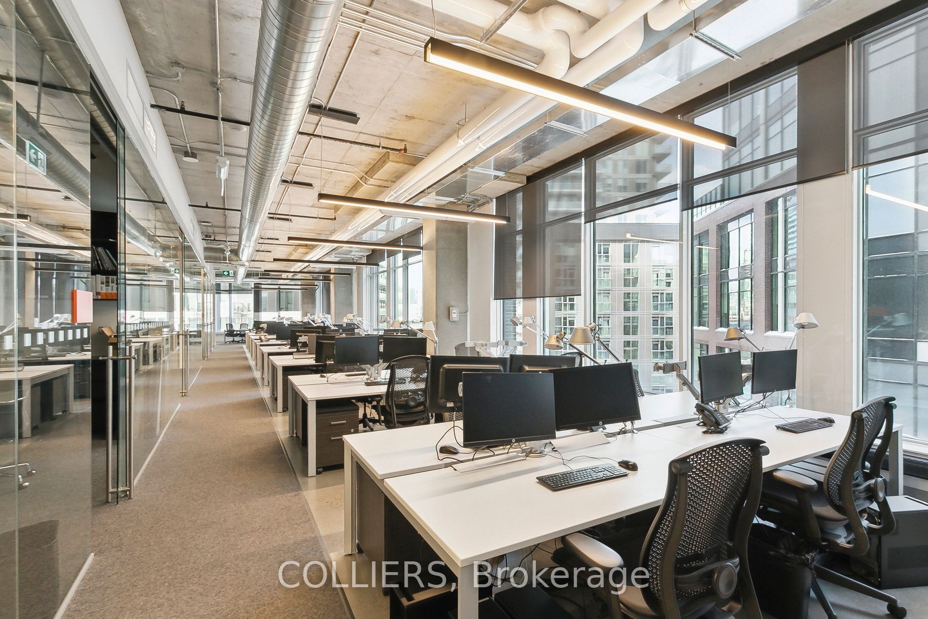 #700b - 130 Queens Quay Property Photo 8