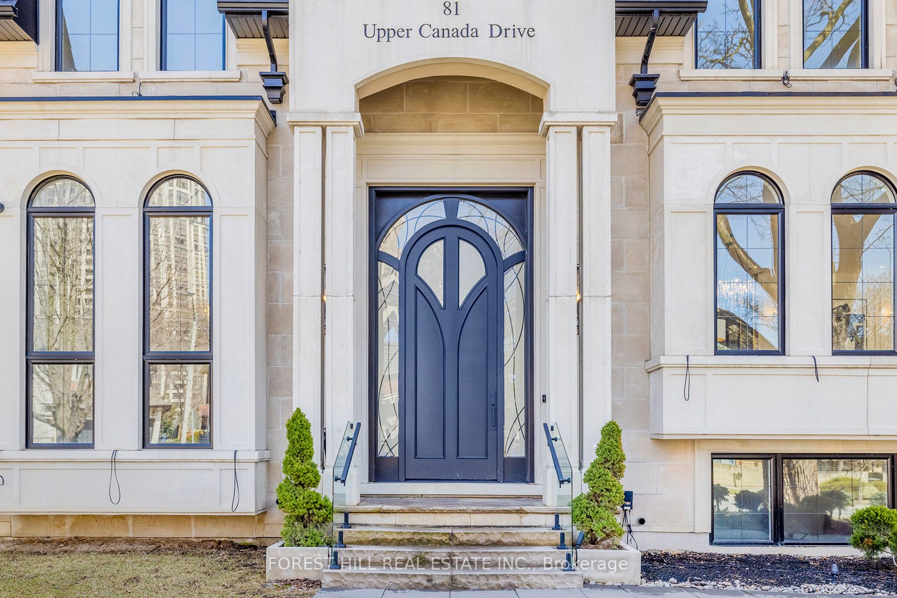 81 Upper Canada Drive Property Photo 3