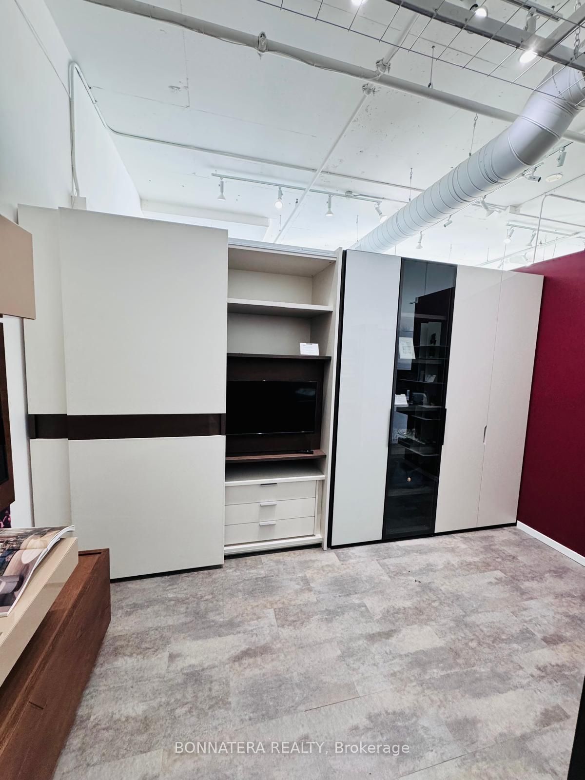 #1016 - 130 Queens Quay Property Photo 10