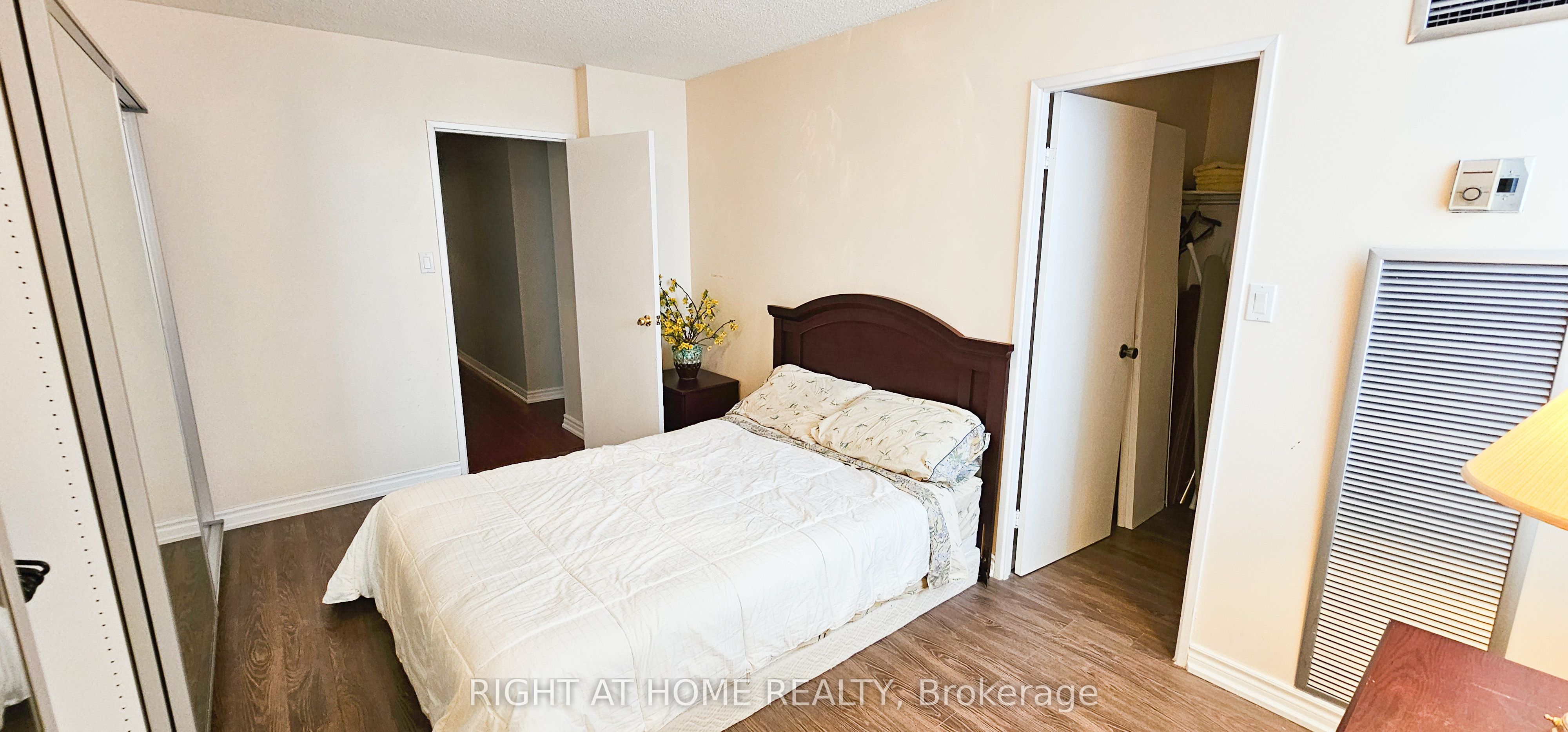 75 Graydon Hall Drive 2308 Property Photo 7