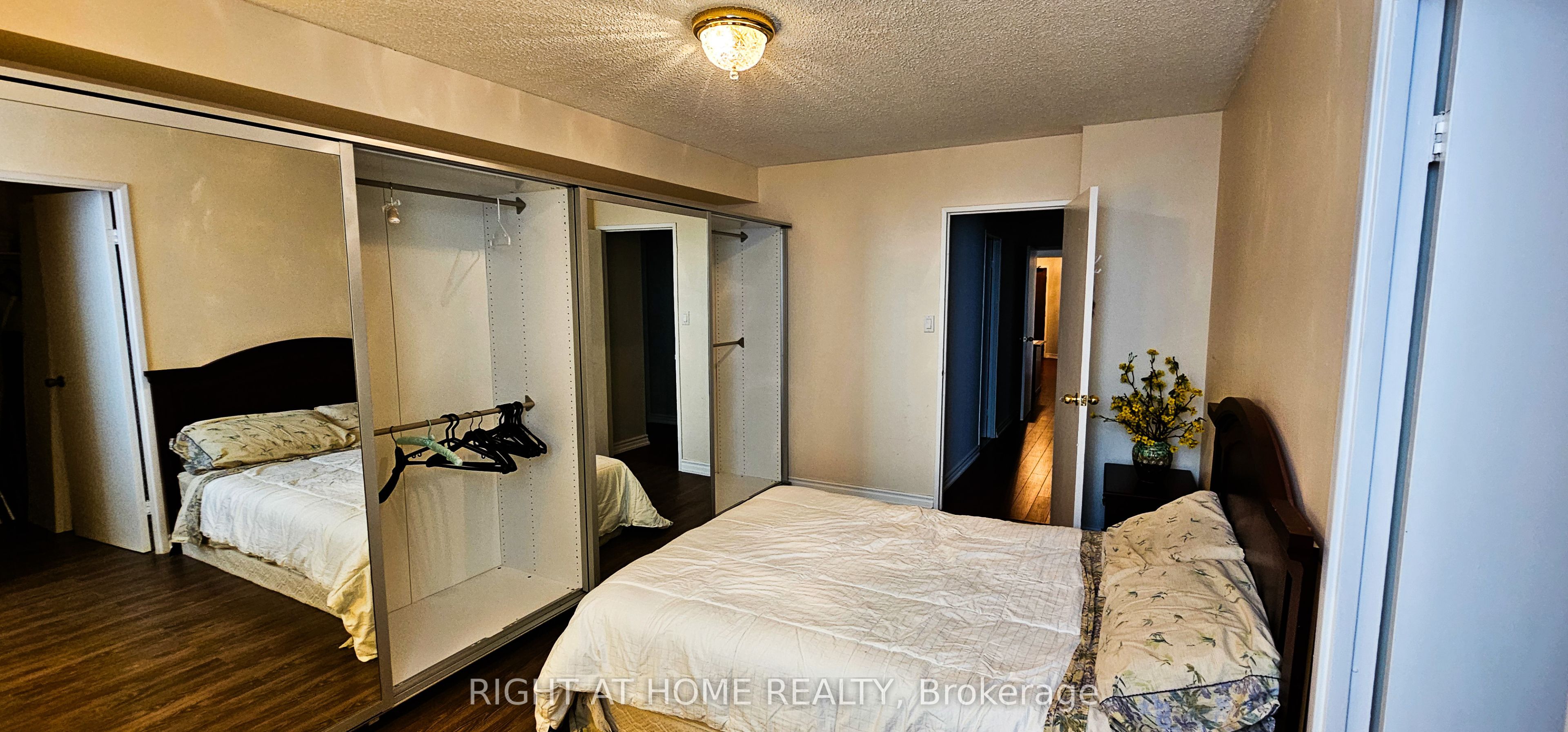 75 Graydon Hall Drive 2308 Property Photo 8