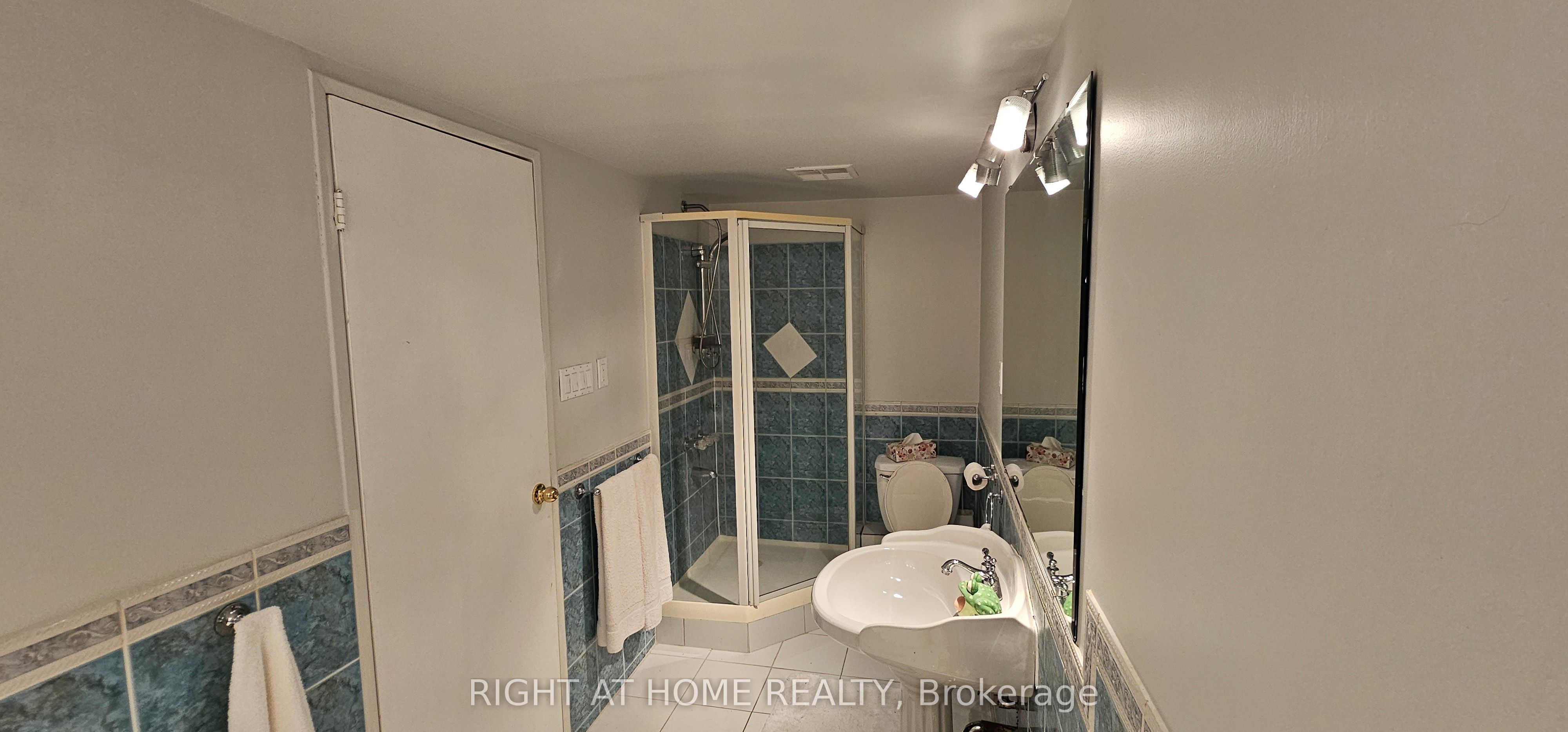 75 Graydon Hall Drive 2308 Property Photo 20