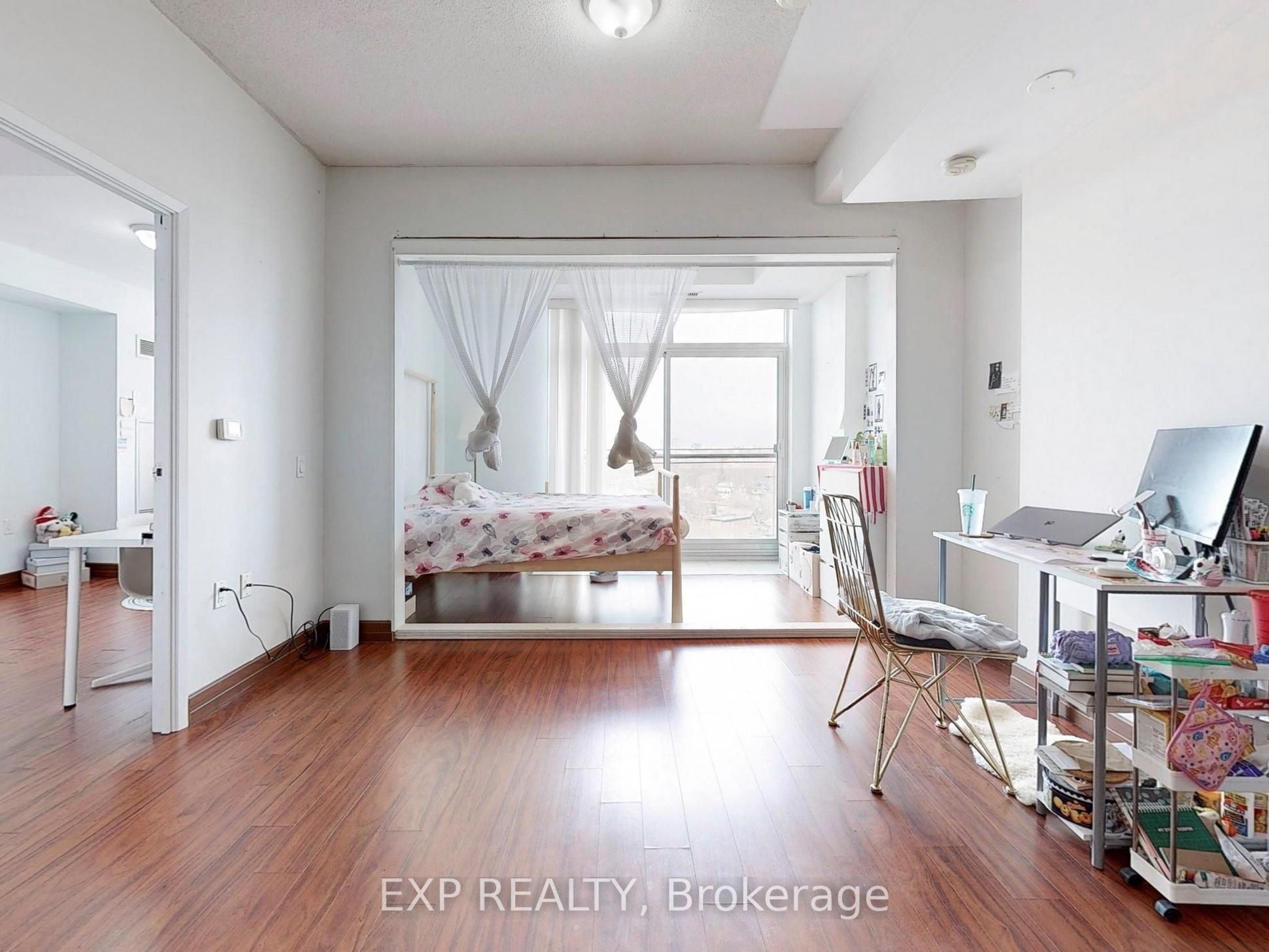 15 Maplewood Avenue Ph06 Property Photo 8
