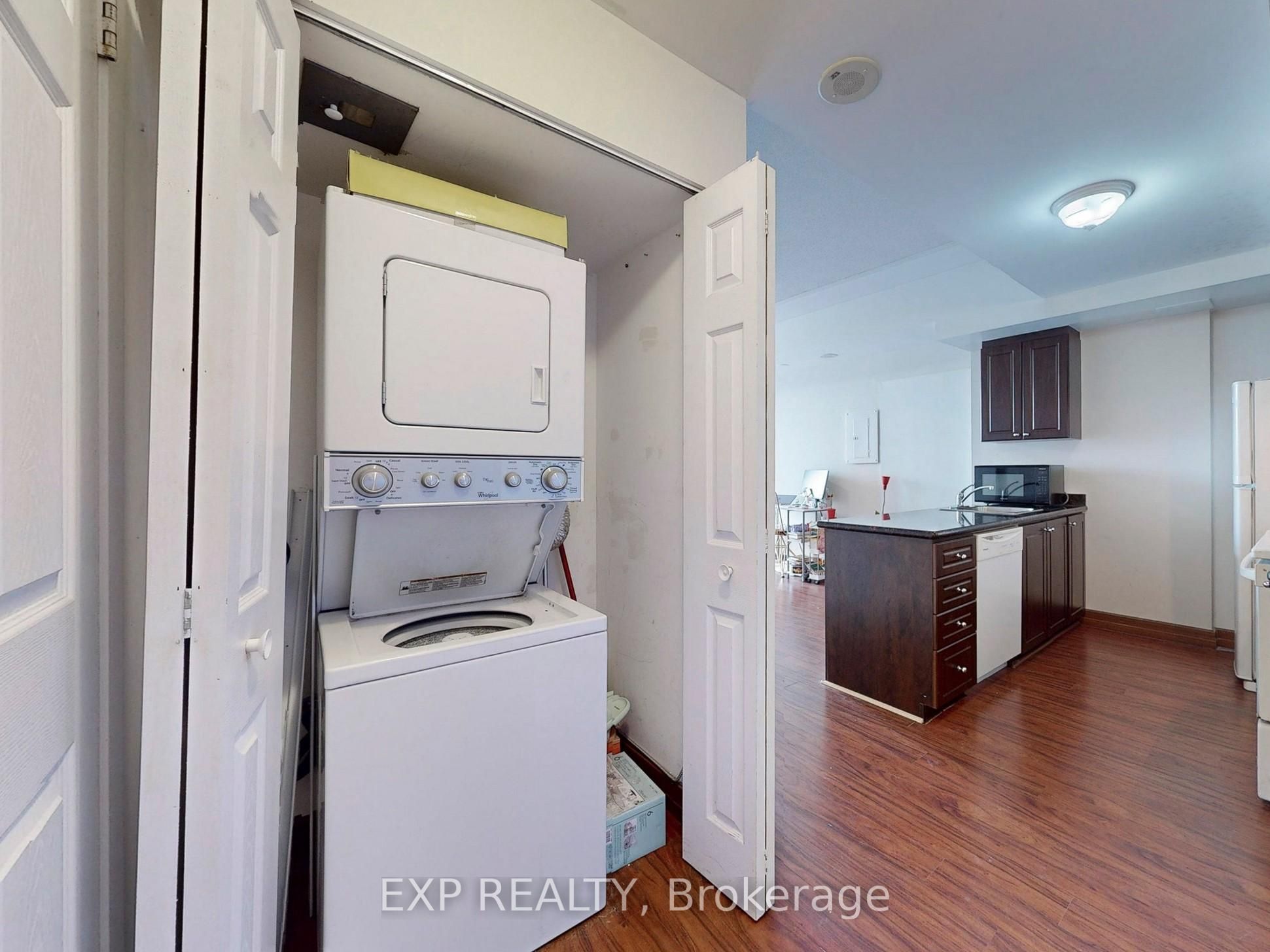 15 Maplewood Avenue Ph06 Property Photo 16