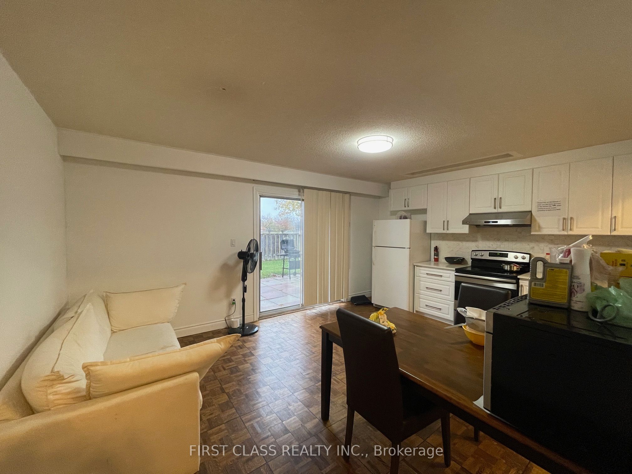 93 Peckham Avenue B1 Property Photo 3