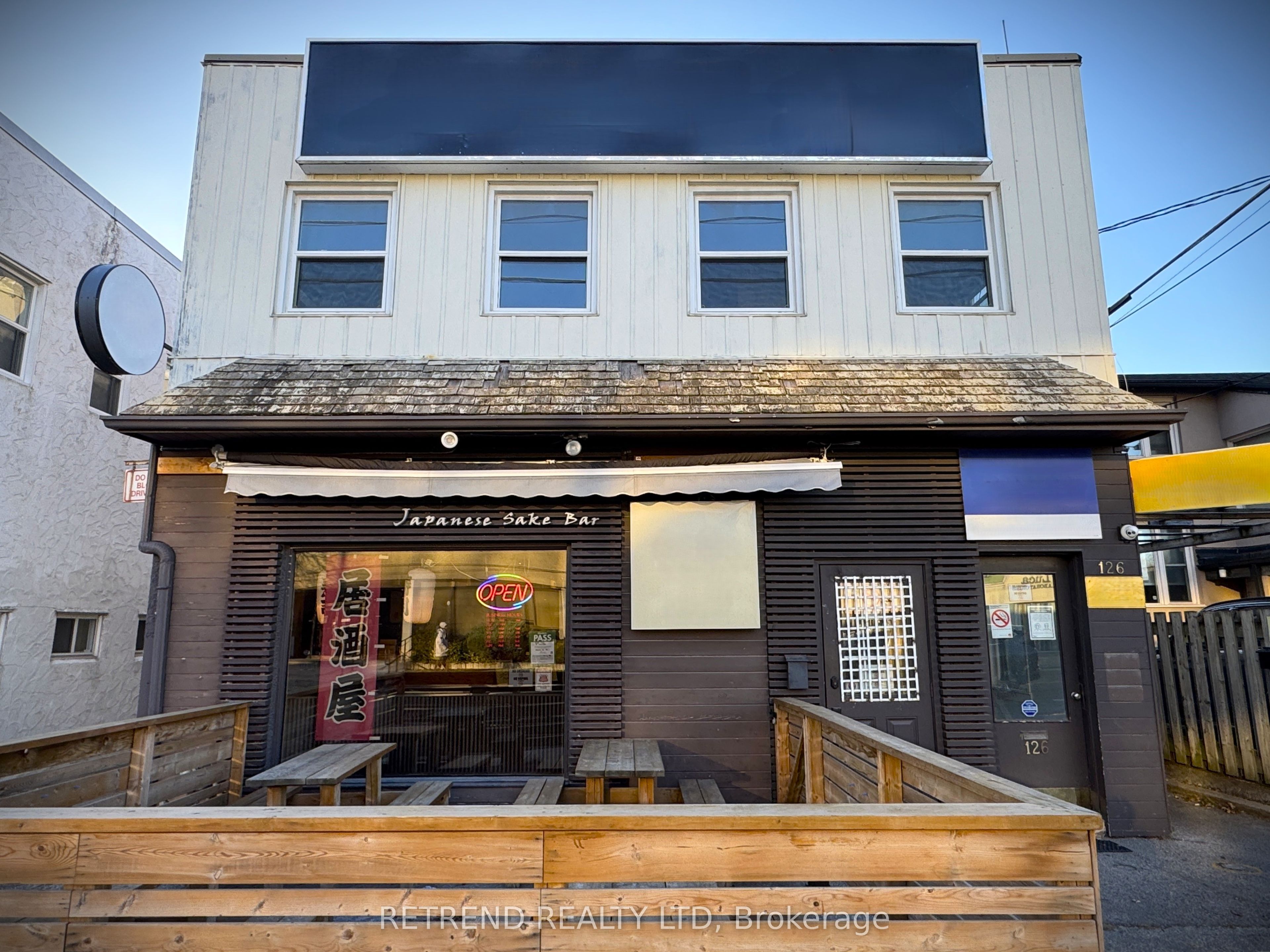 #ground - 126 Willowdale Avenue Property Photo 1