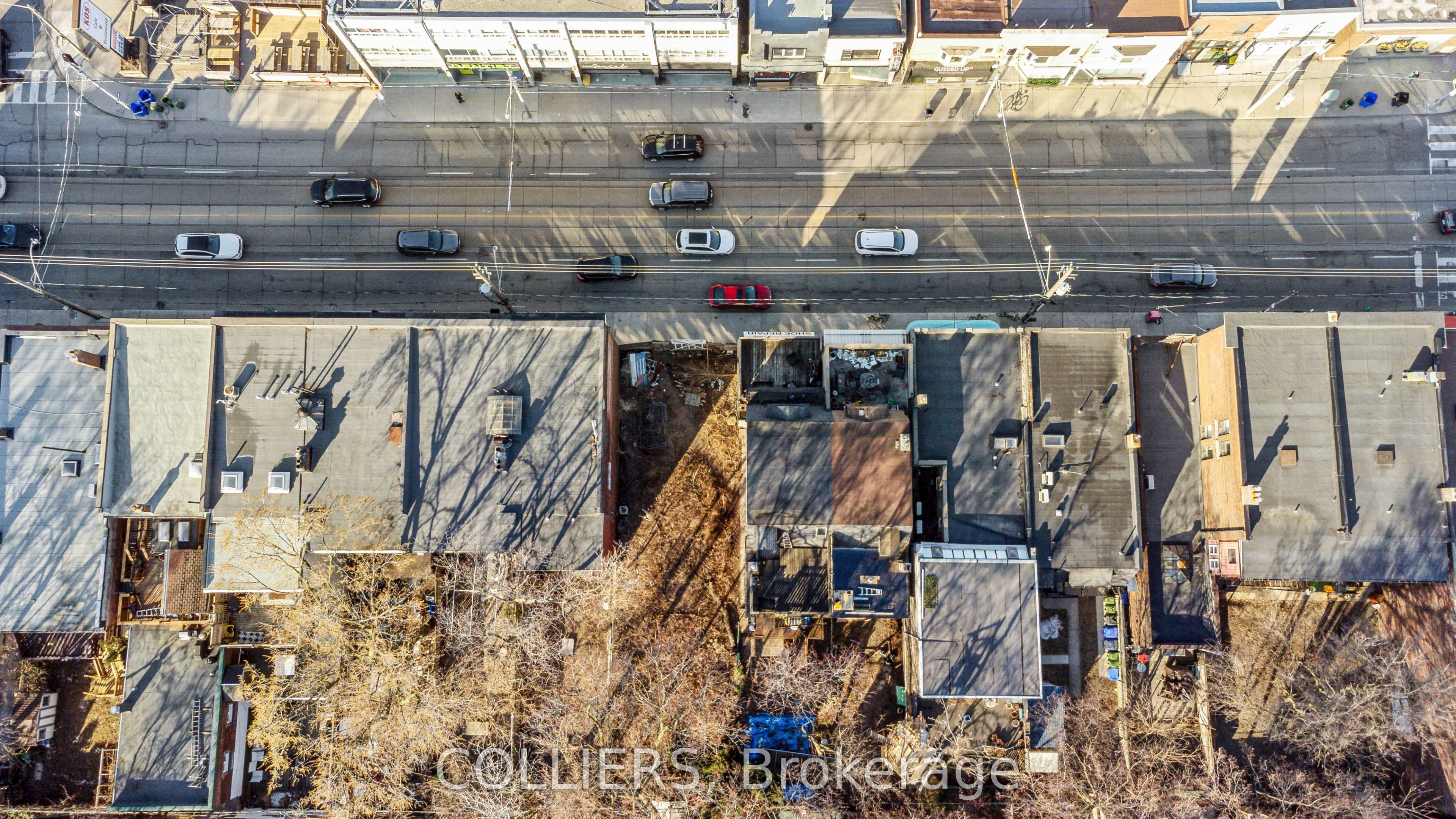 1079 Bathurst Street Property Photo 8