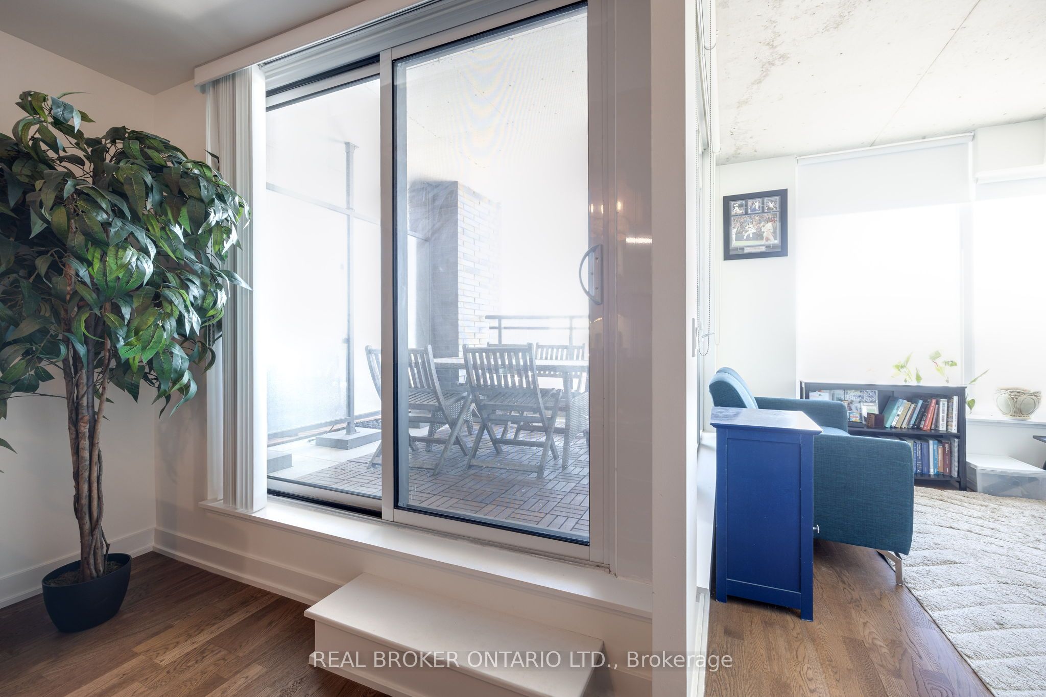 20 Minowan Miikan Lane 914 Property Photo 4