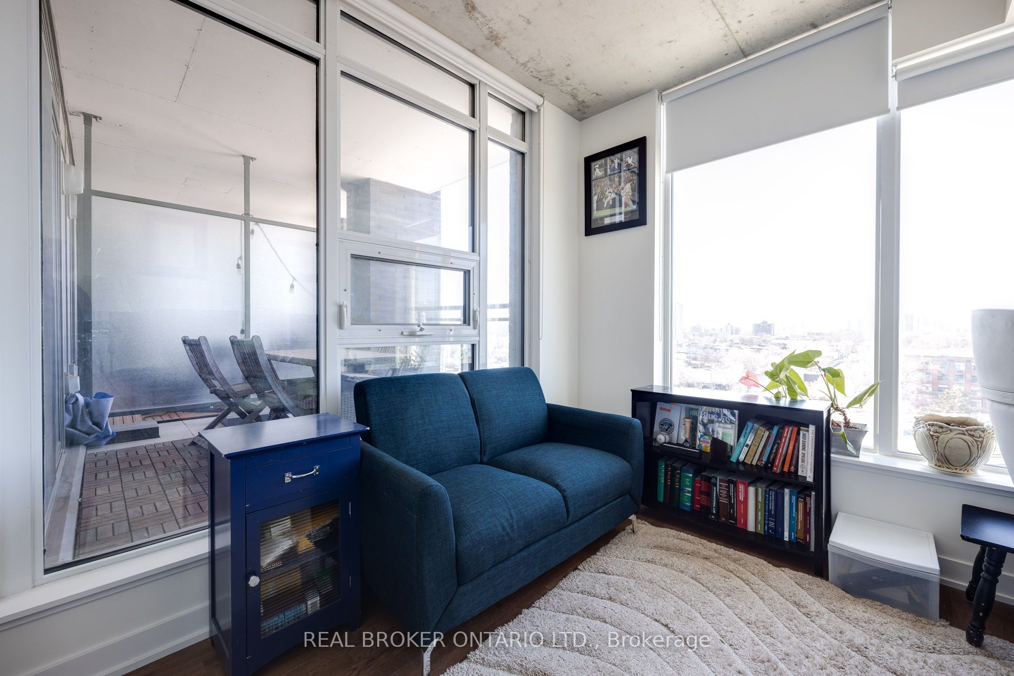 20 Minowan Miikan Lane 914 Property Photo 15