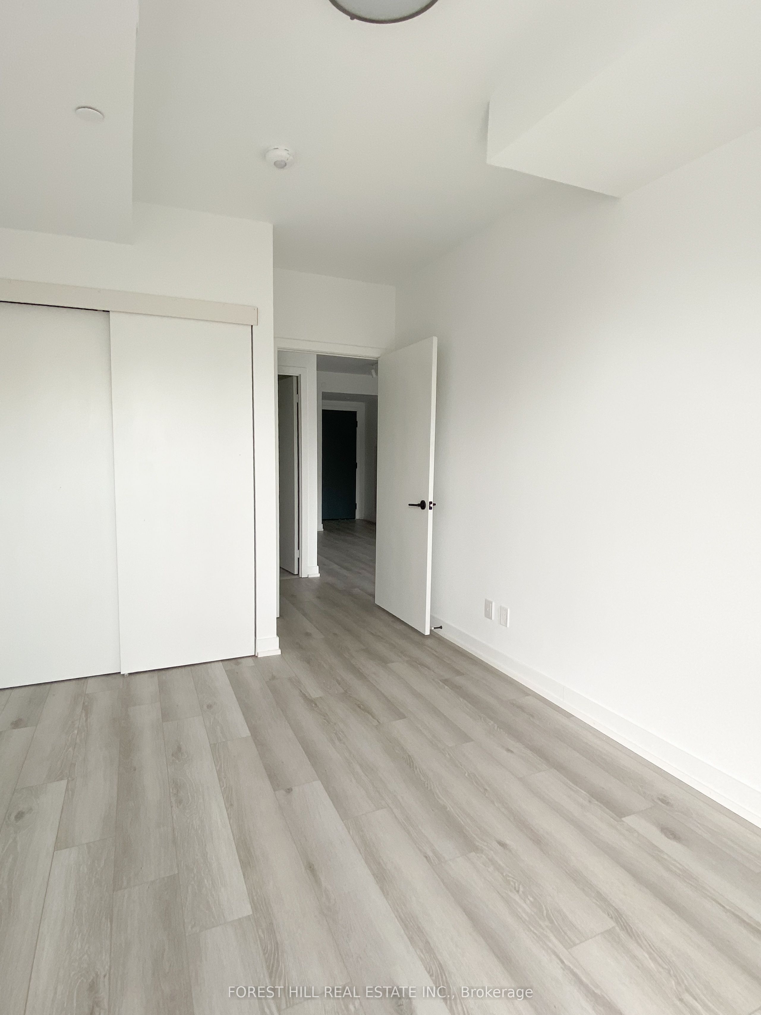 #507 - 2000 Bathurst Street Property Photo 12