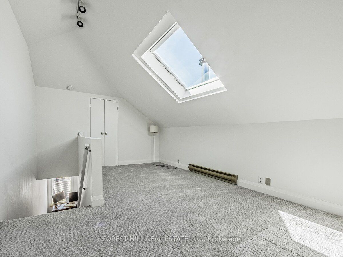 14b Glenview Avenue Property Photo 24