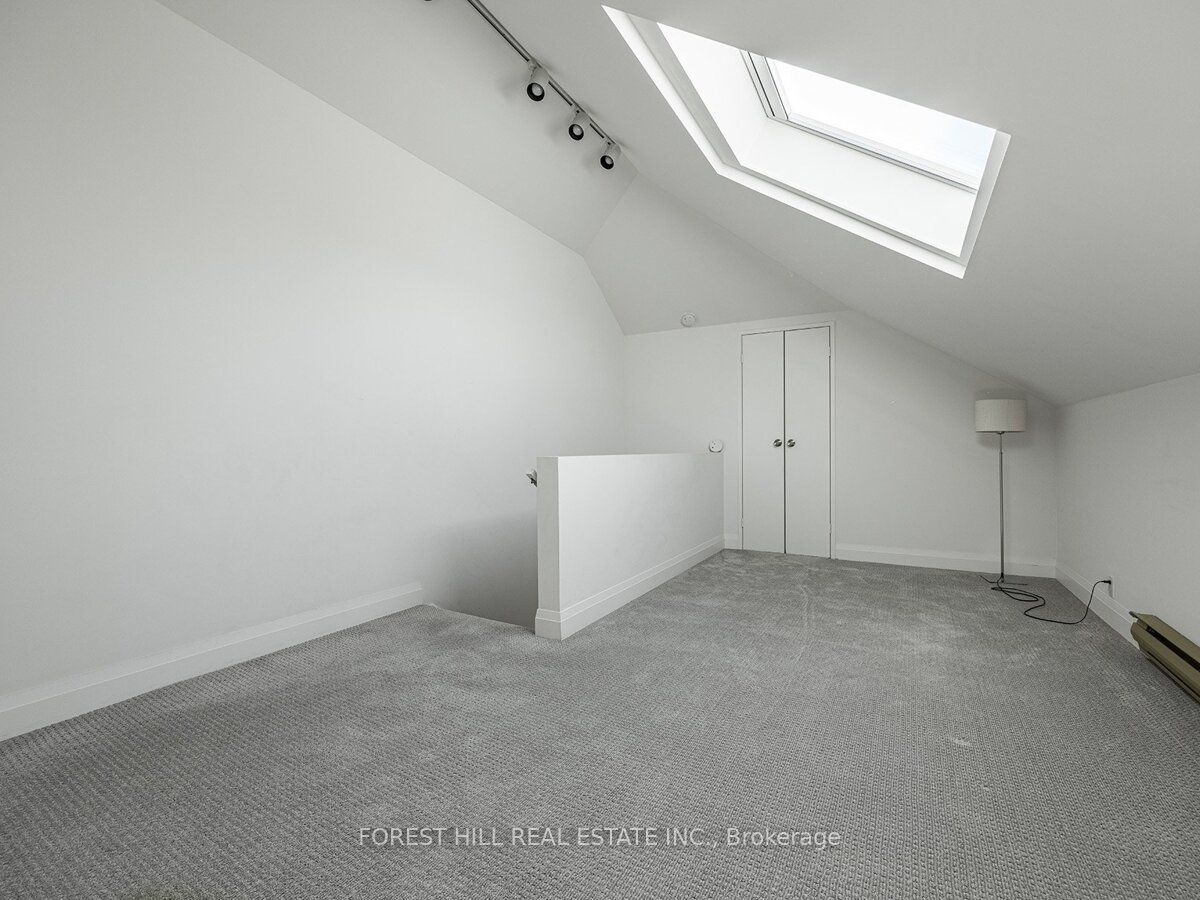 14b Glenview Avenue Property Photo 25
