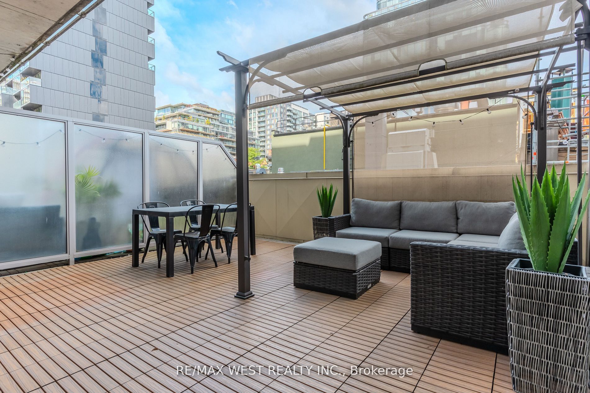 66 Portland Street 212 Property Photo 2