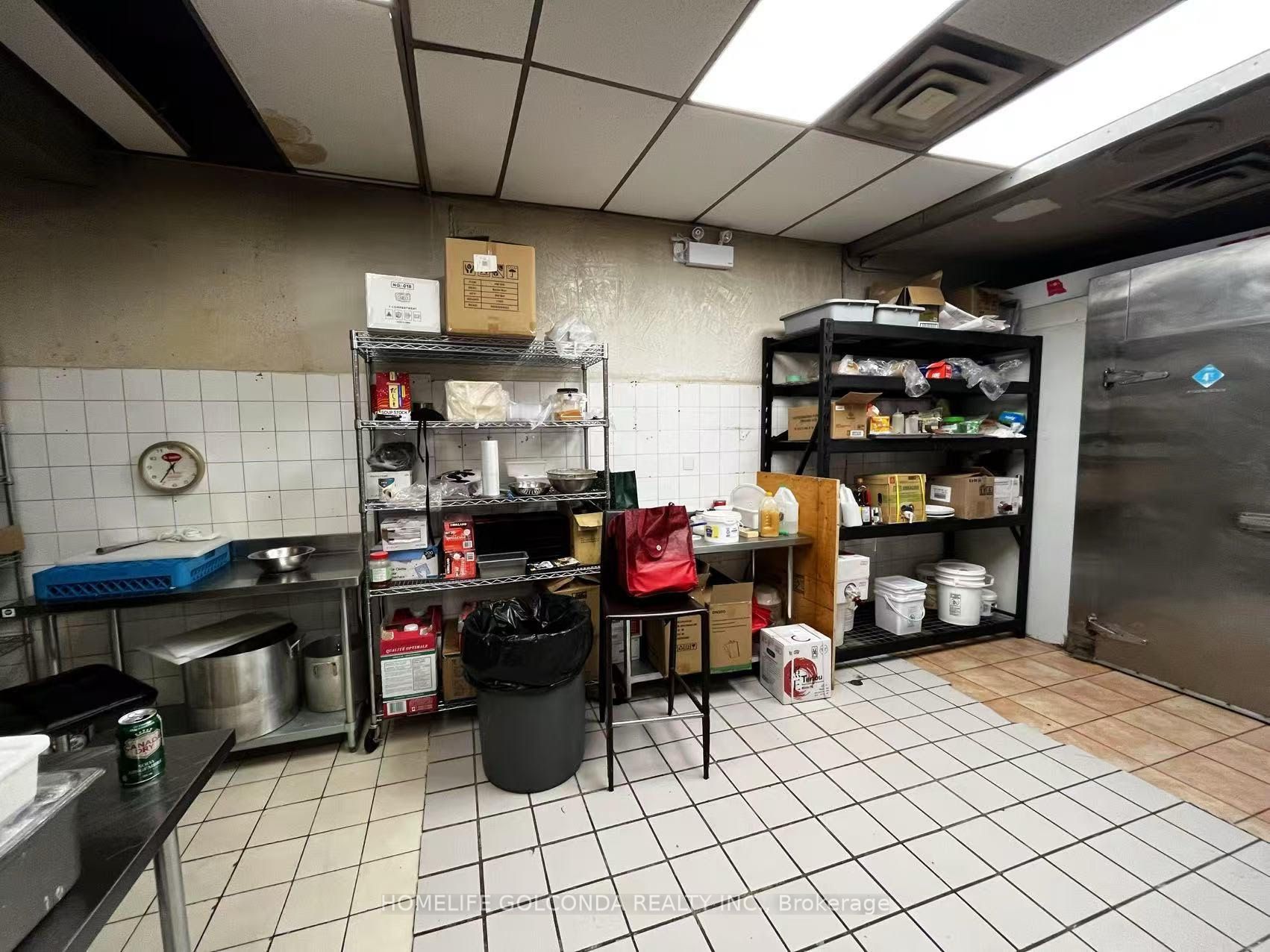 1528 Bayview Avenue Property Photo 12
