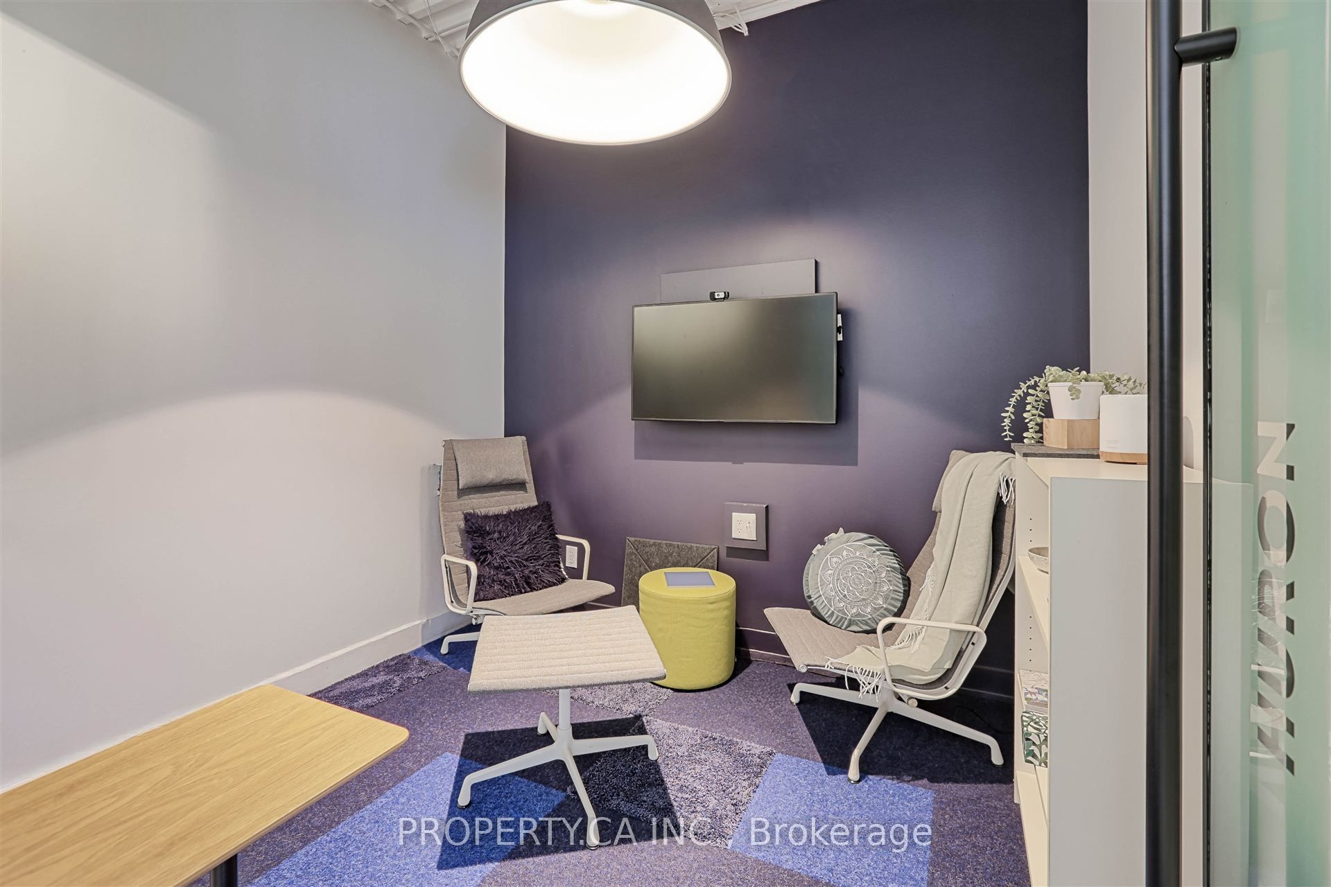 #300 - 354 Davenport Road Property Photo 13