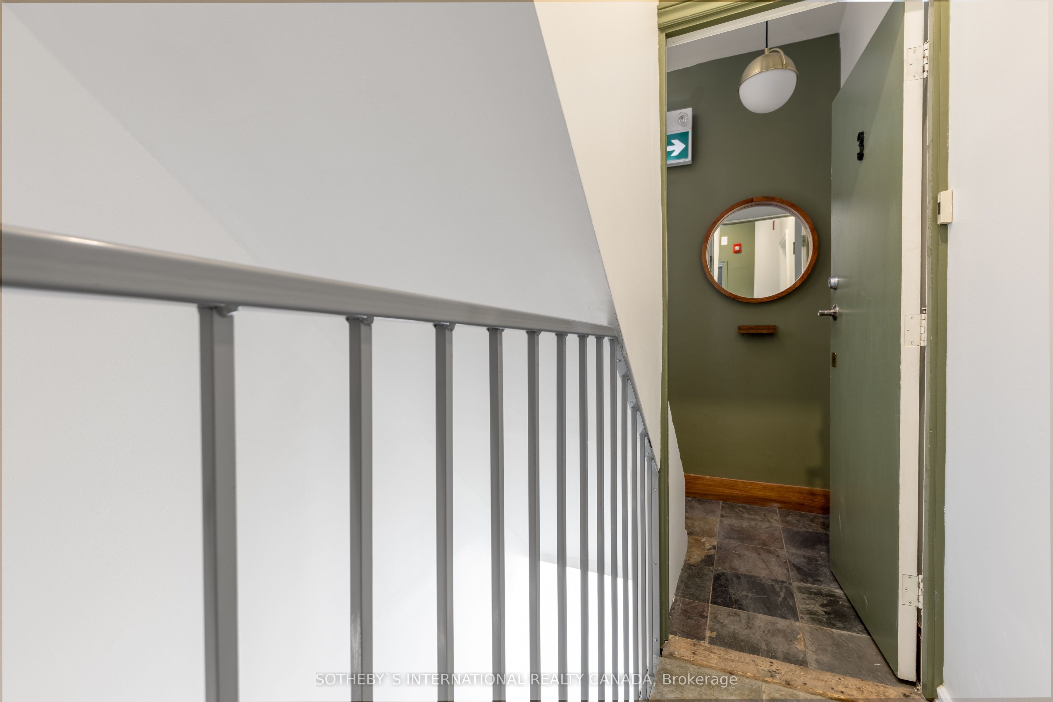872 College Street Property Photo 27