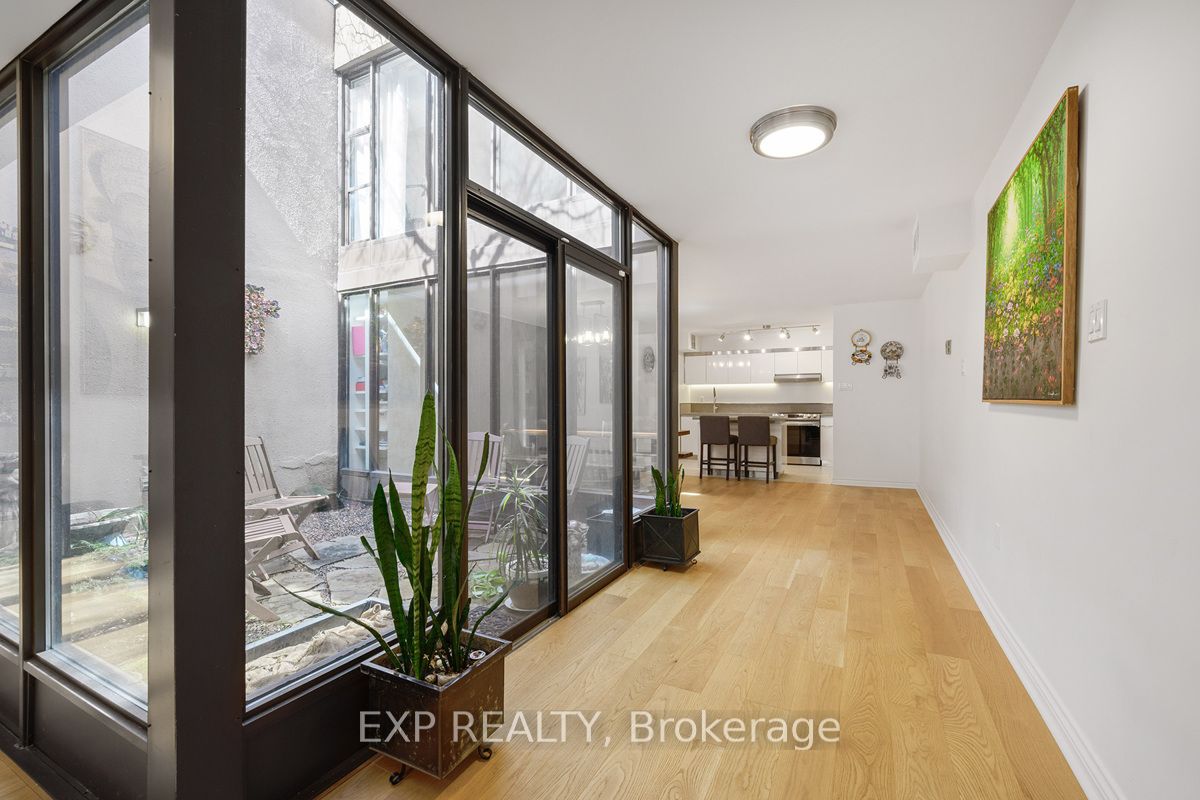 72 Granby Street Property Photo 4