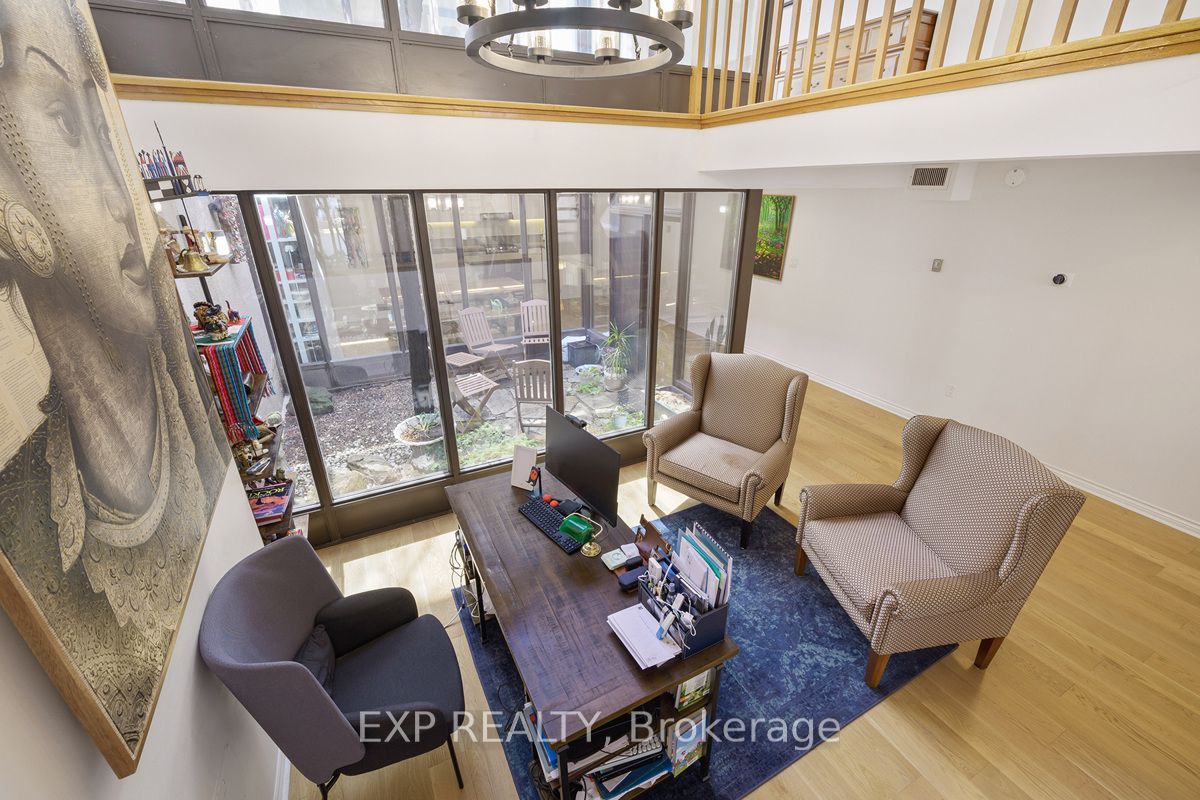 72 Granby Street Property Photo 8
