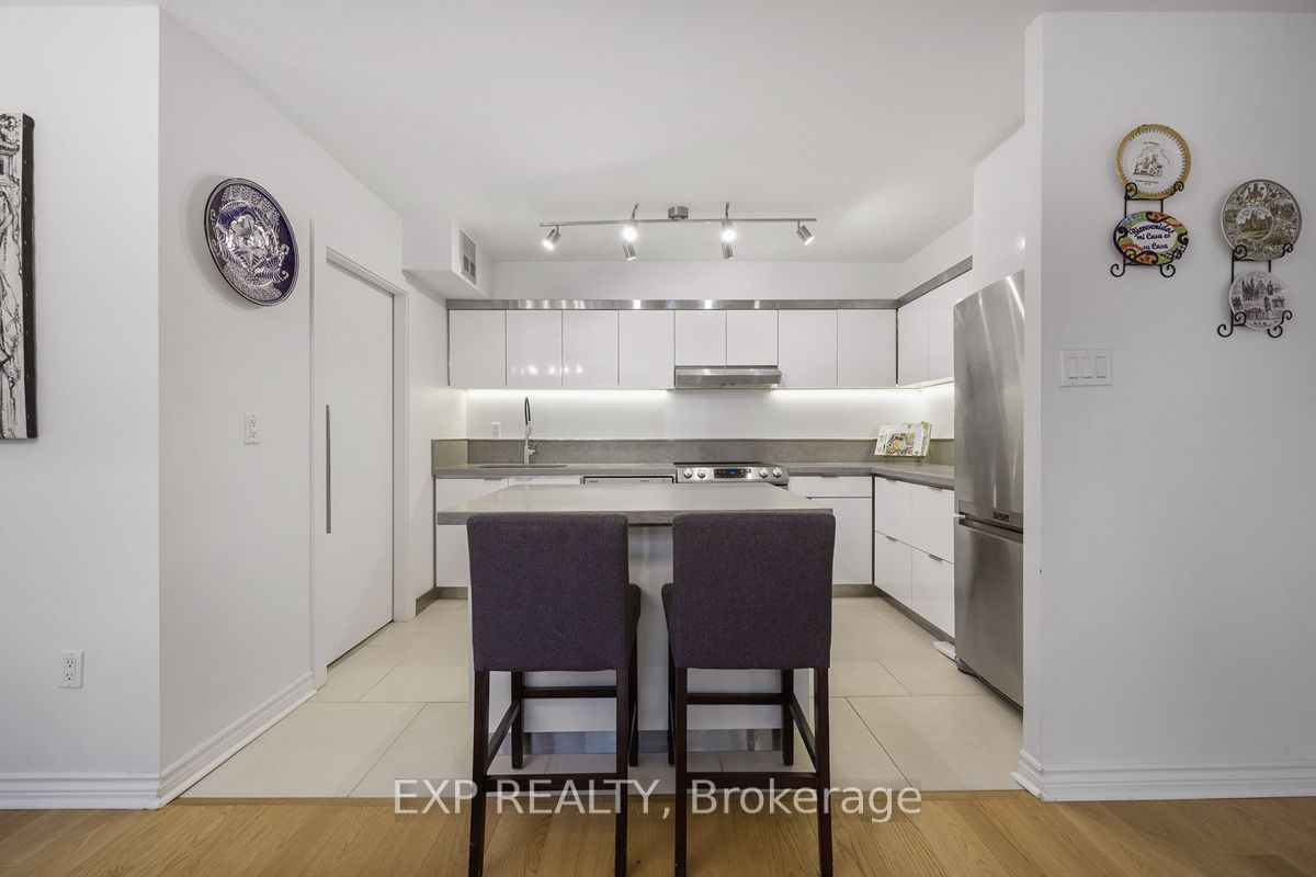 72 Granby Street Property Photo 16