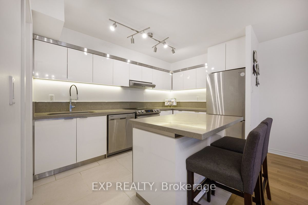 72 Granby Street Property Photo 17