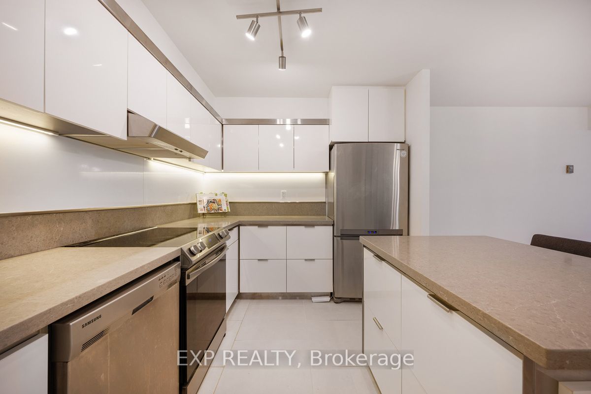 72 Granby Street Property Photo 18