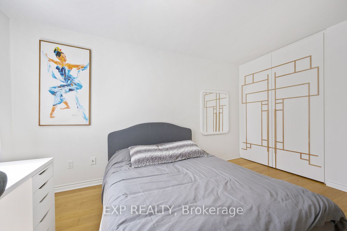 72 Granby Street Property Photo 23